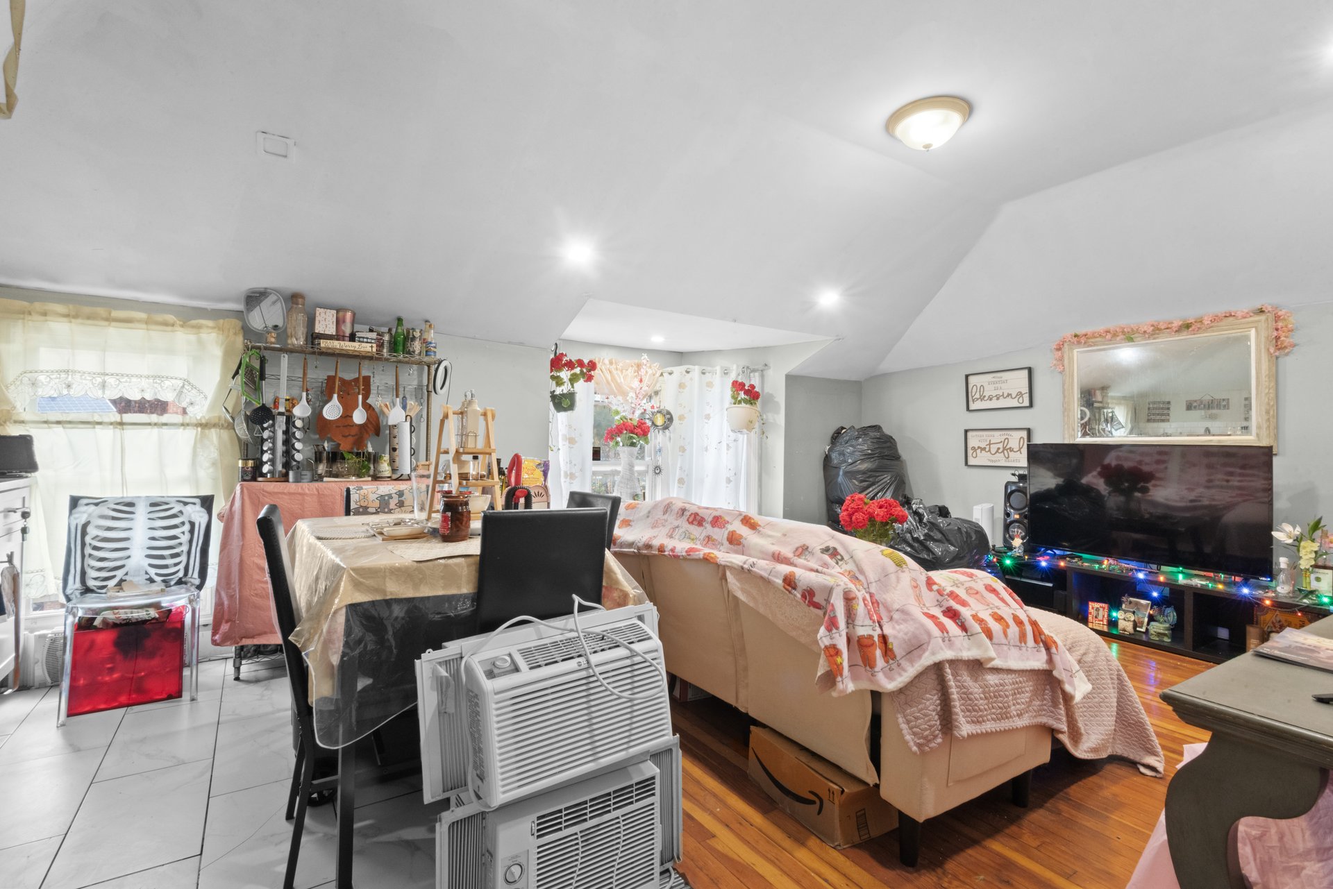 121 Lembeck Avenue