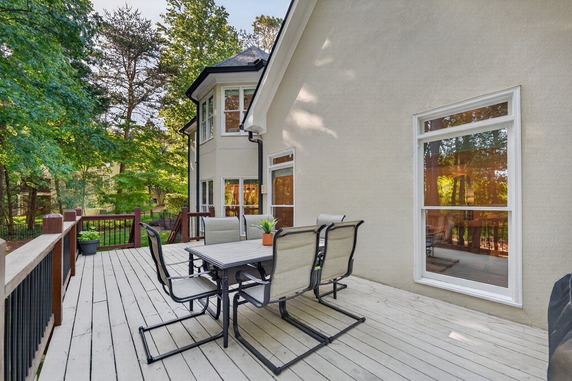 880 Hampton Bluff Drive