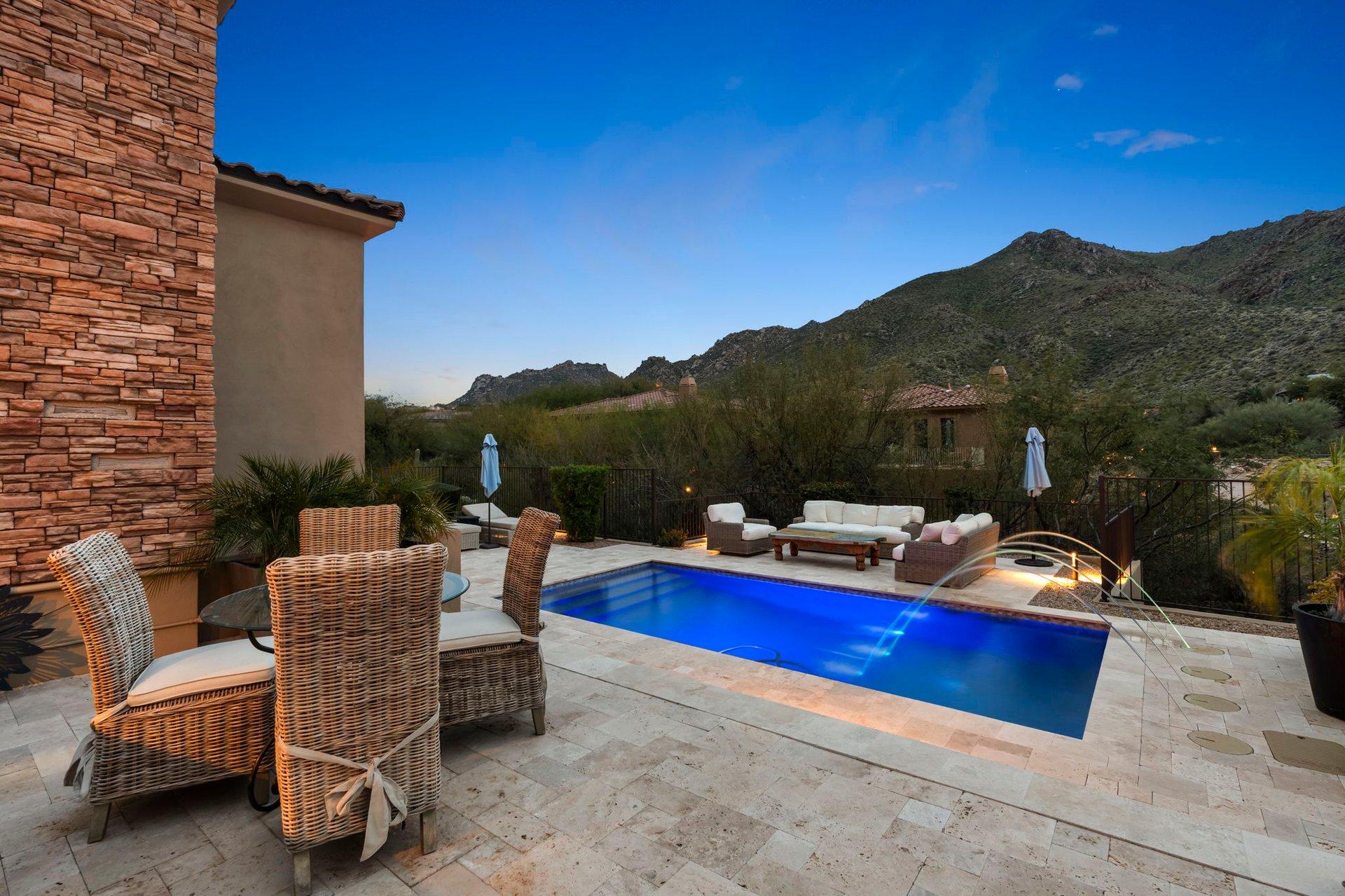 11923 E CASITAS DEL RIO Drive