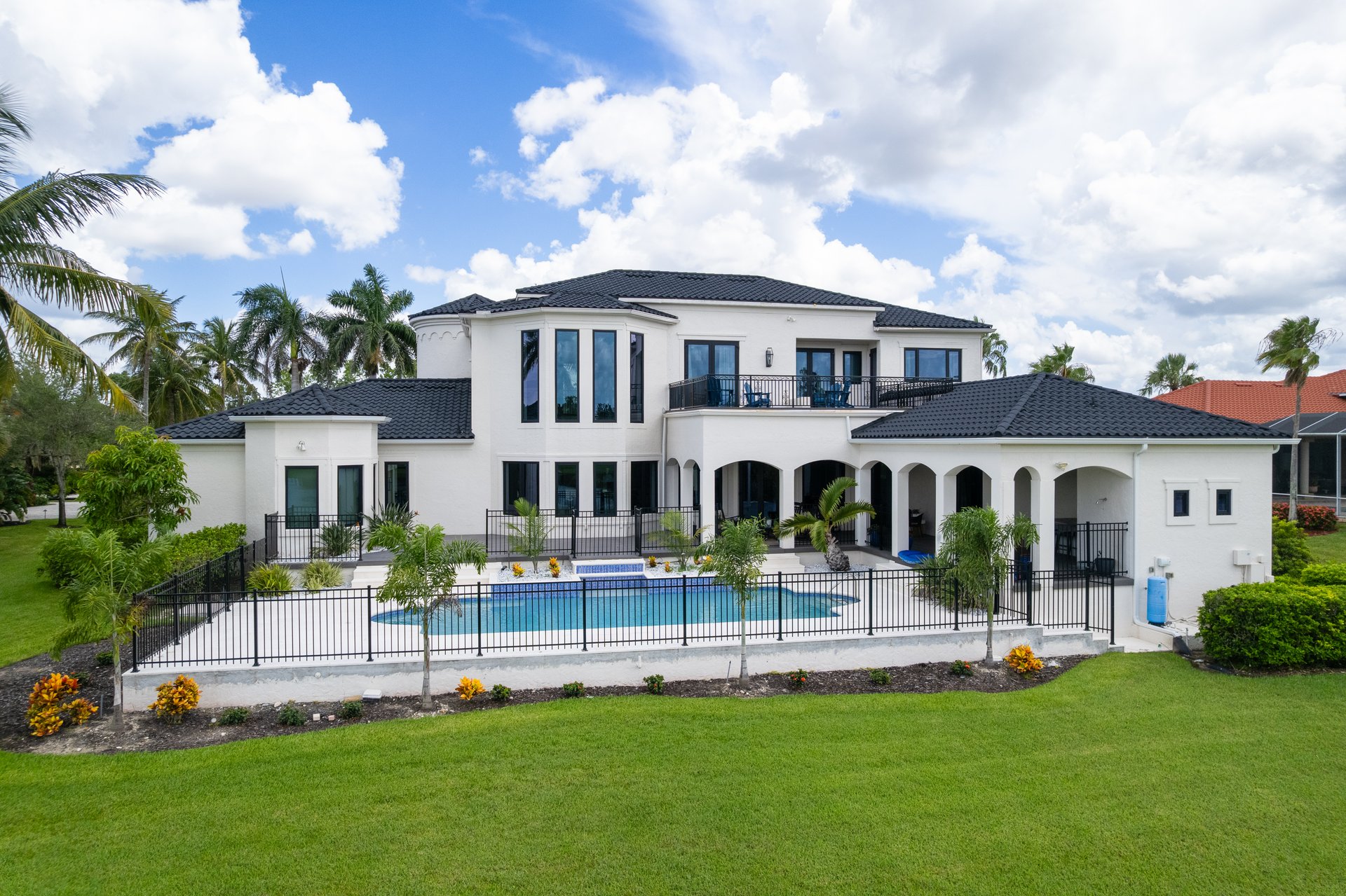 6921 Lake Devonwood Drive, Devonwood Estates 