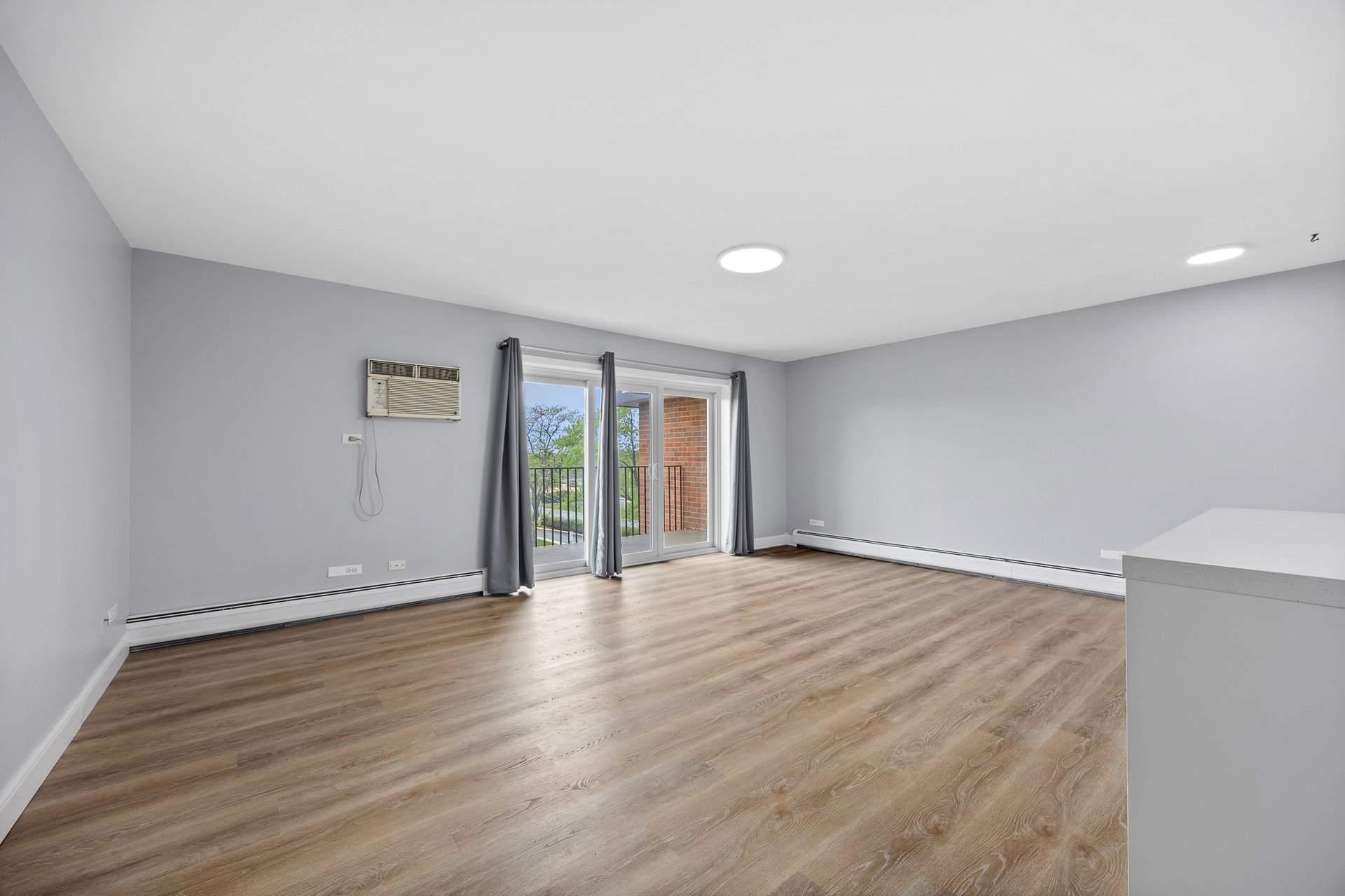 4221 Saratoga Ave