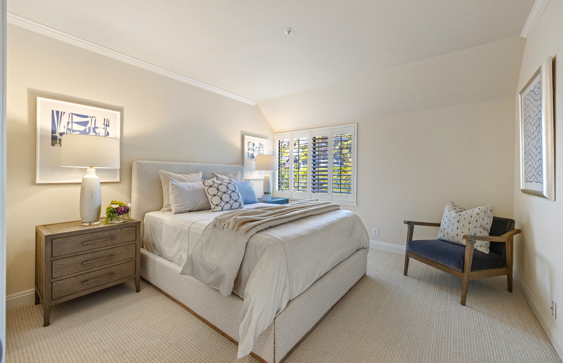 Luxury Condo with Sweeping Bay Views