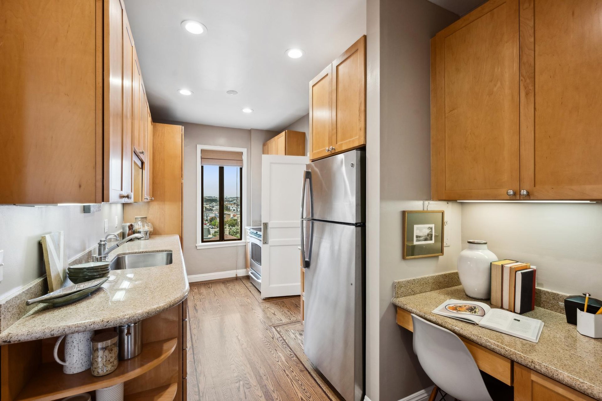 195 25th Ave #501