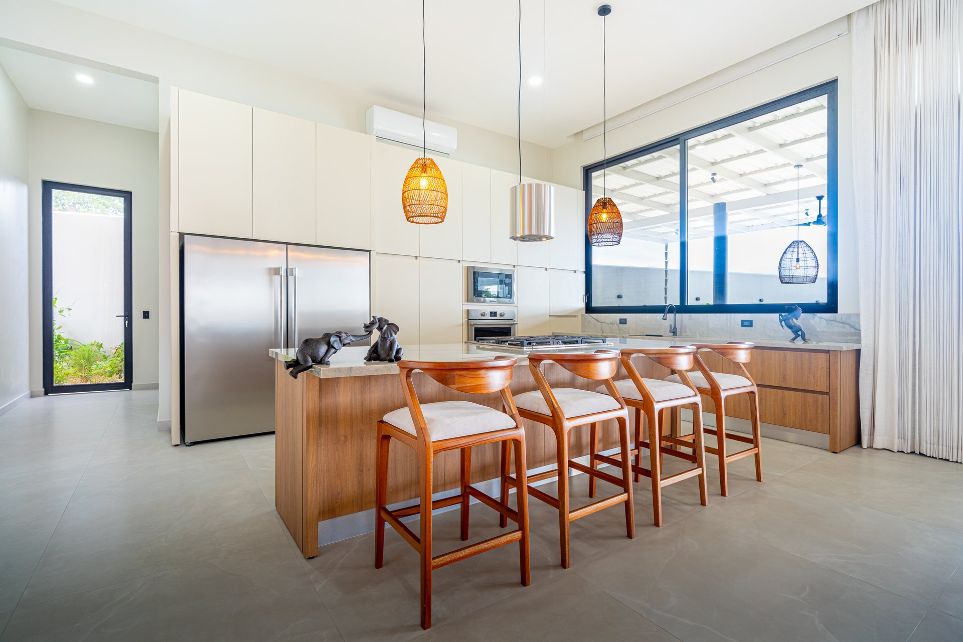 Lion's Gate Sunset Estate