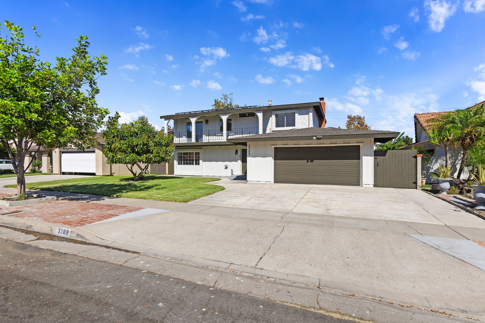 3709 South Olive Streeet