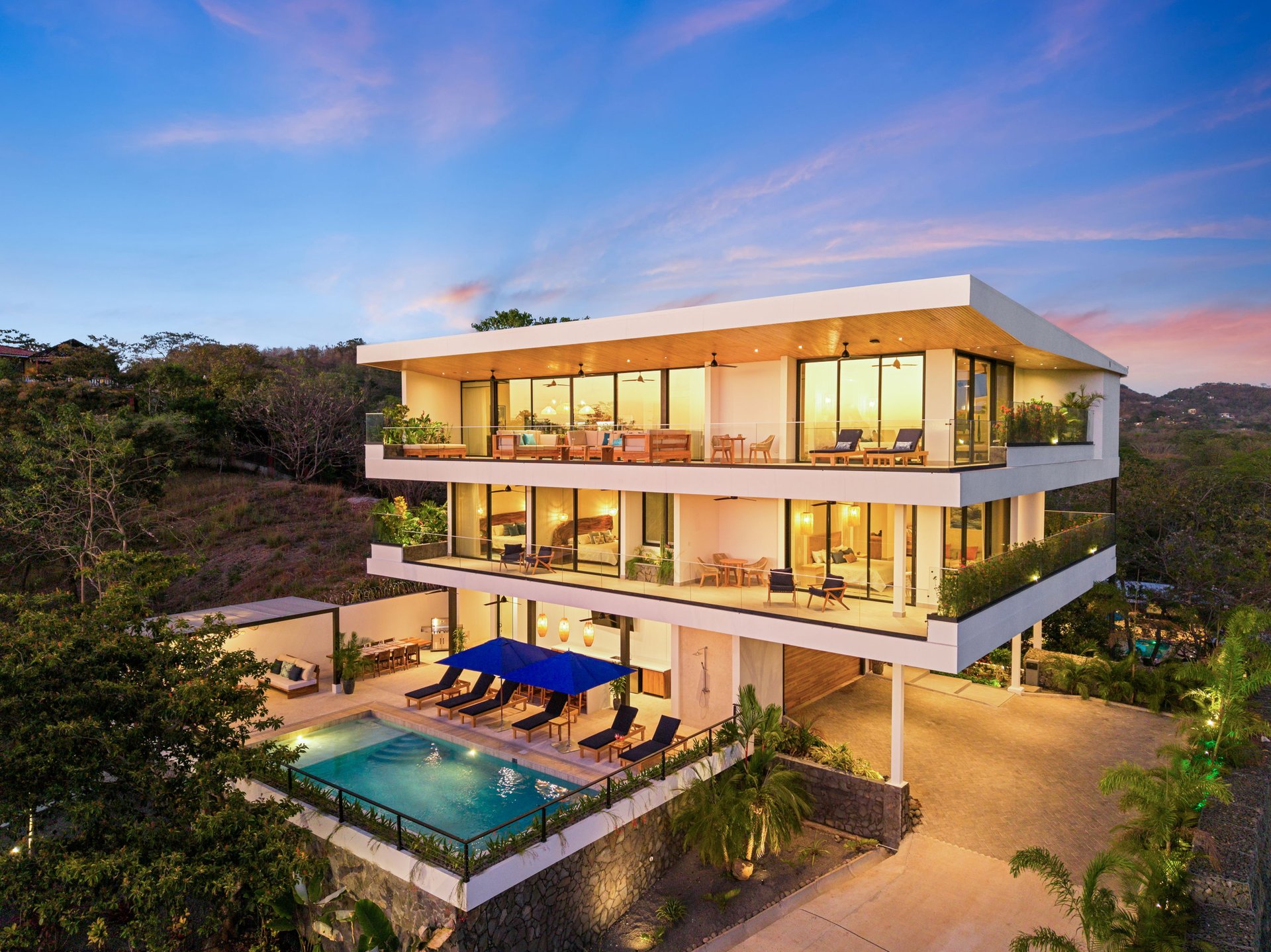 Hacienda Vista Grande | 3 Homes, Ocean Views and 1.66 Acres | Playa Grande