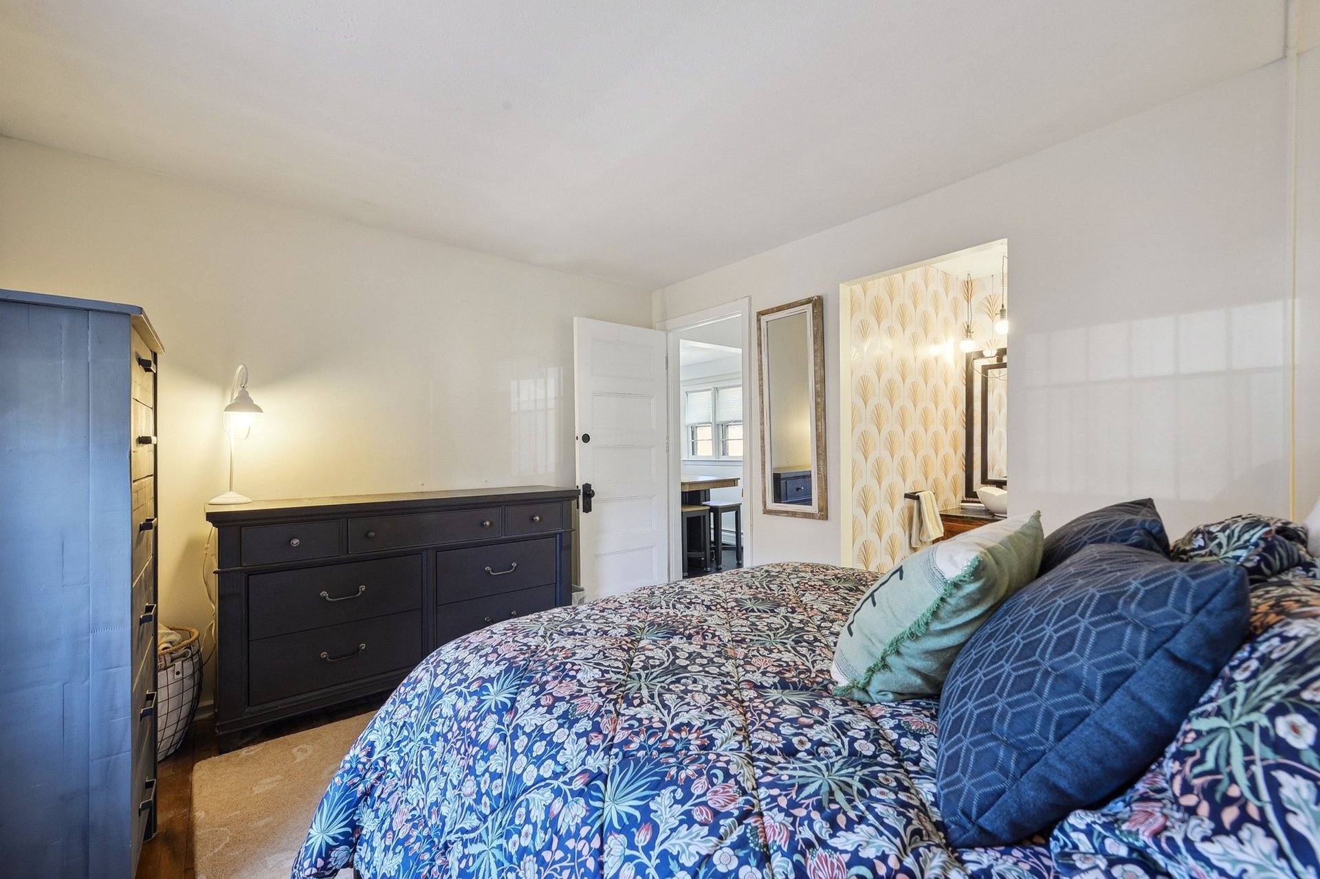 542 Angell Street, Unit#4