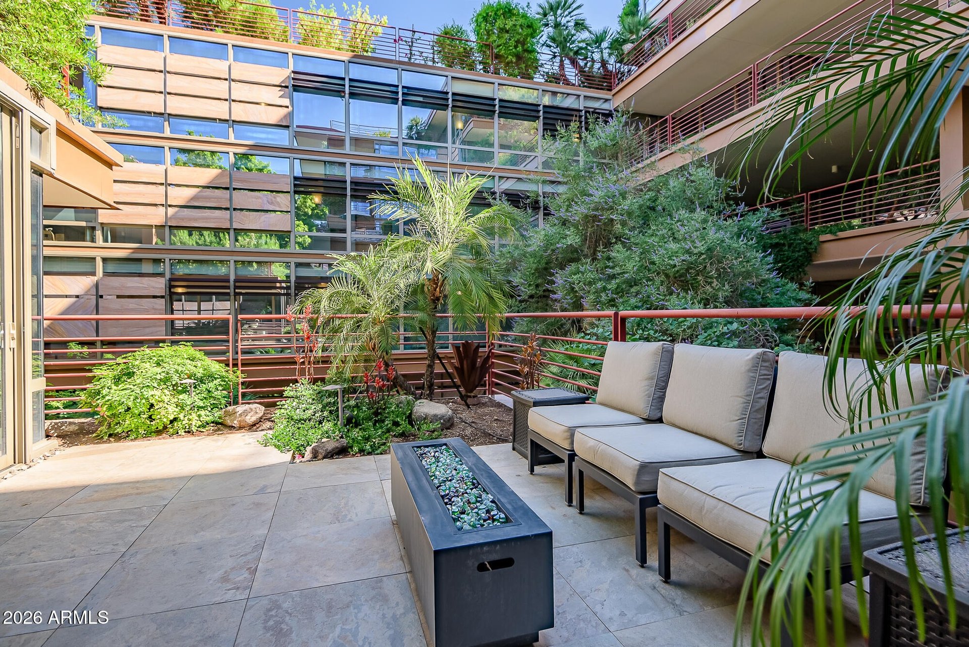 7141 E Rancho Vista Dr, #2014