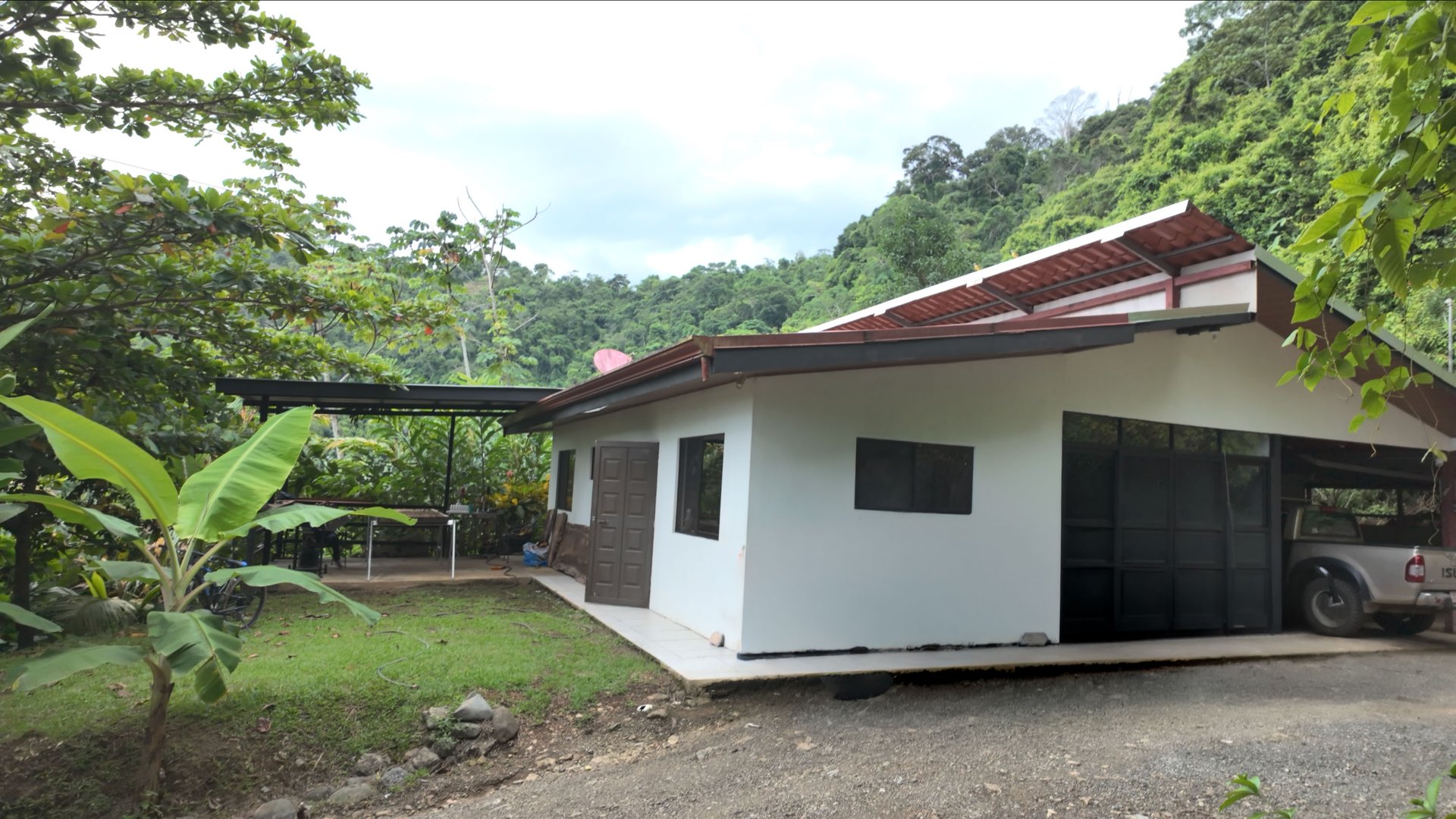 Private Rainforest Retreat Just Minutes from Dominical