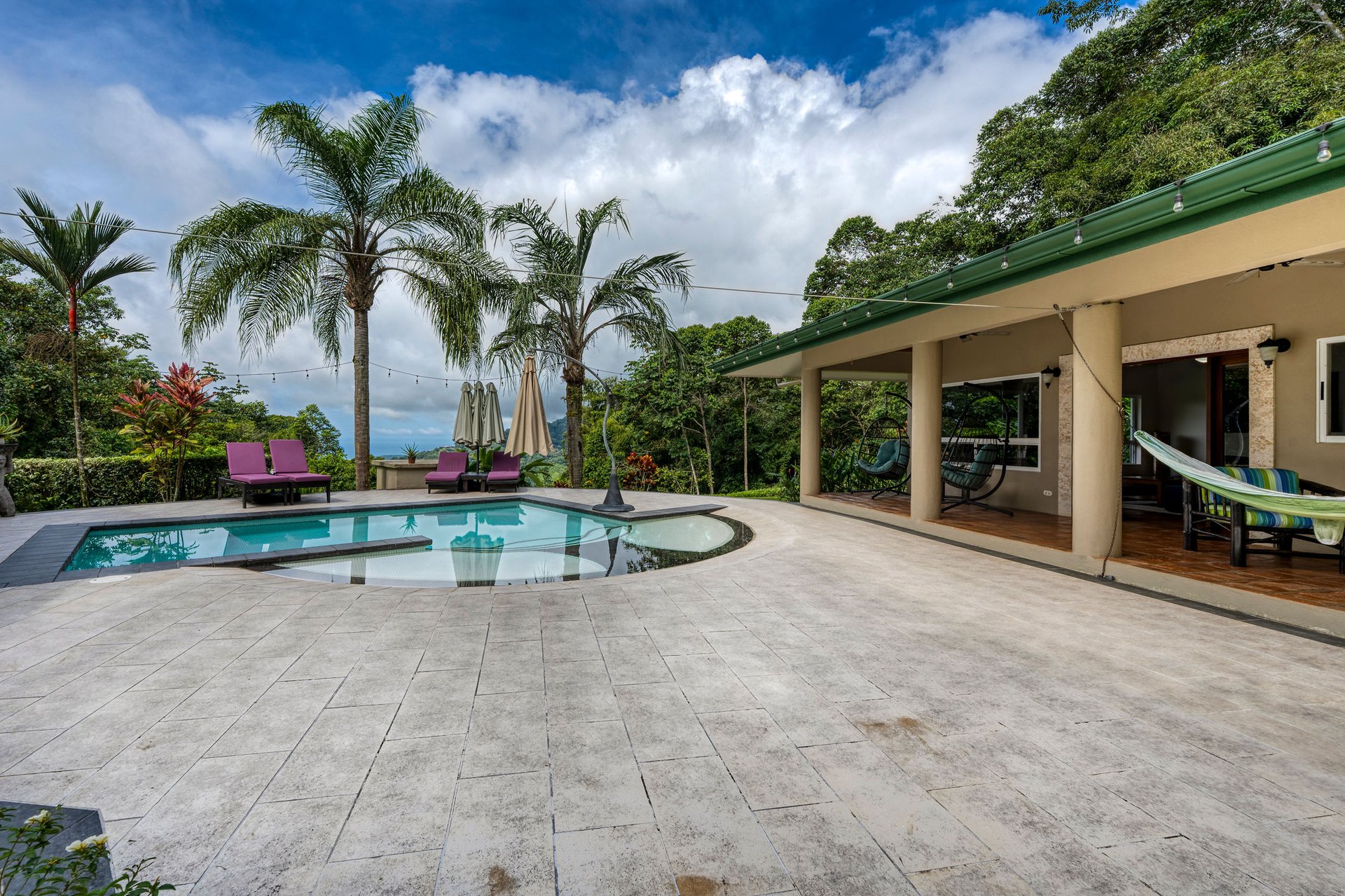 CASA TRANQUILA IN LAGUNAS – HOME, GUEST SUITE, SALON, AND GARAGE WITH WORKSHOP
