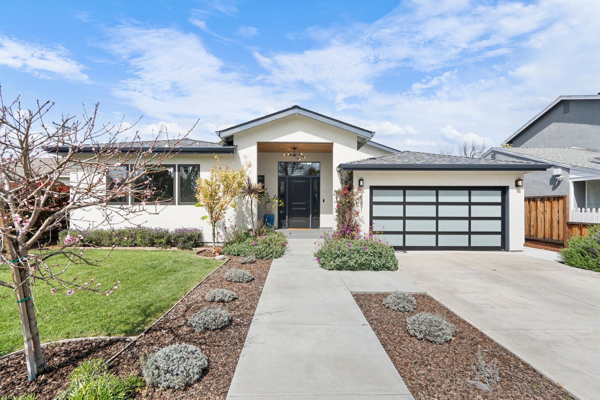 2331 Sunny Vista Dr