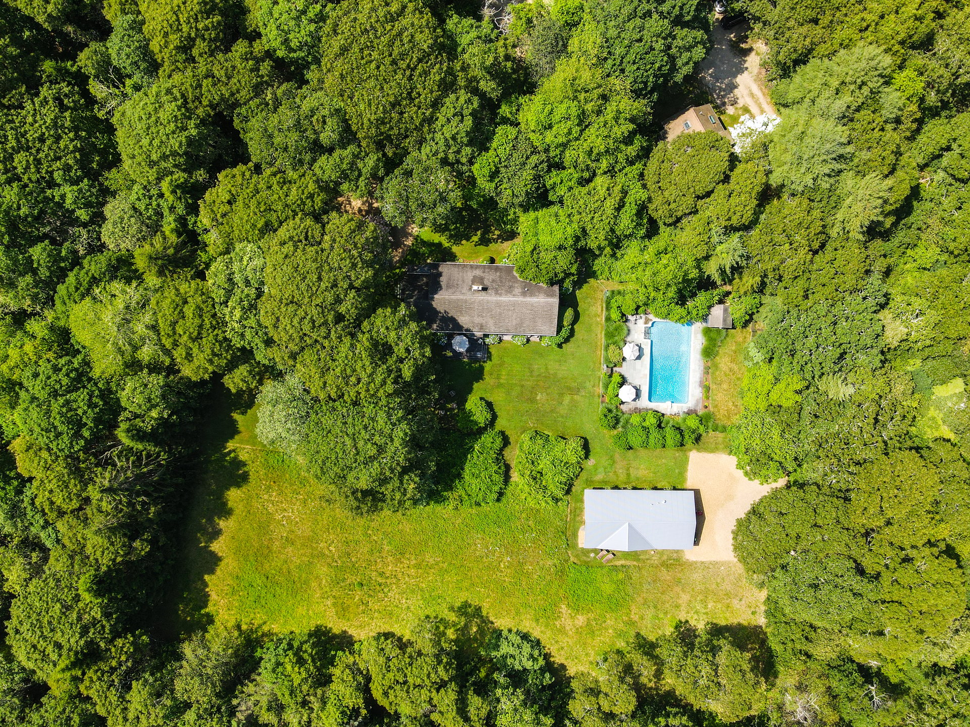 31 Josiah Sachem Way