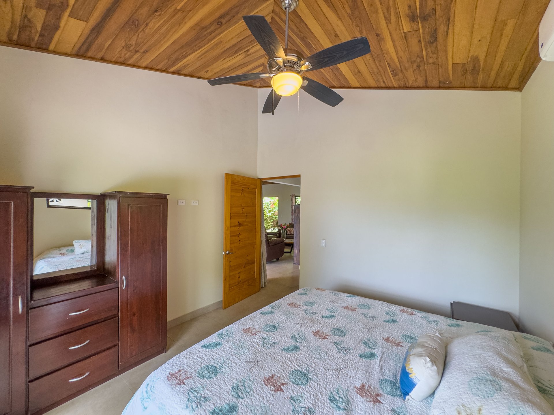Private Rainforest Retreat Just Minutes from Dominical