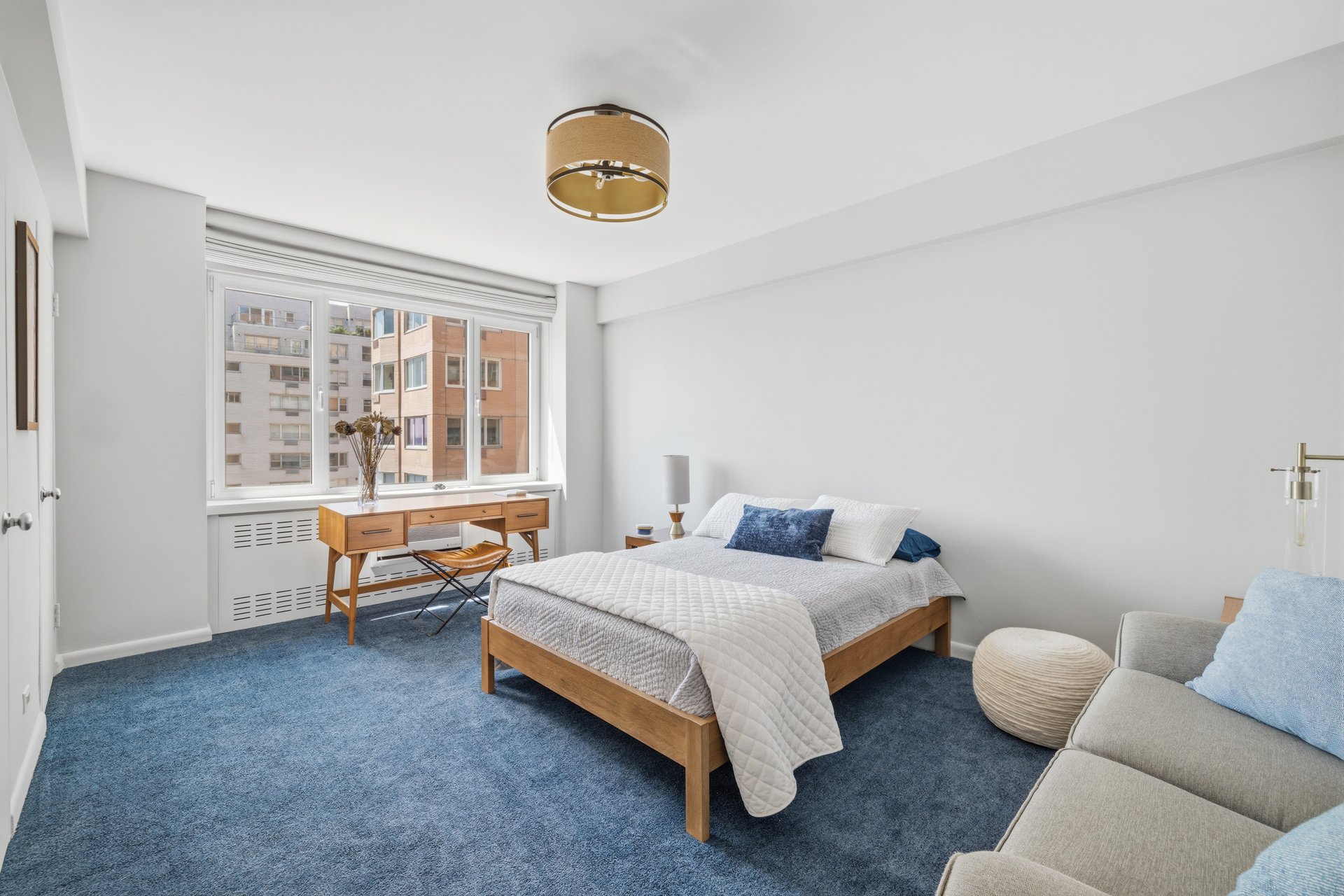 25 Sutton Place South