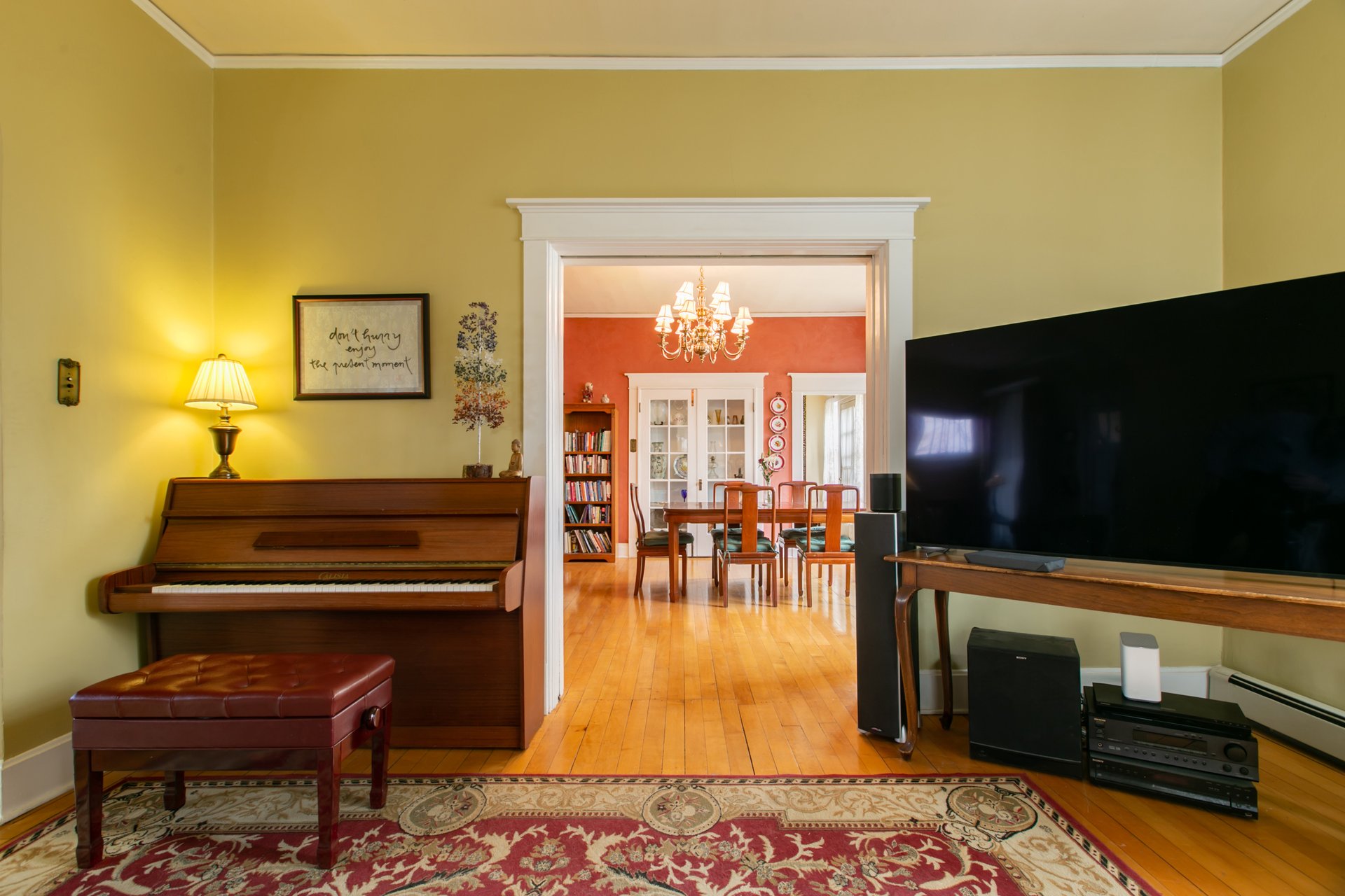 1101 Marquette Ave NW