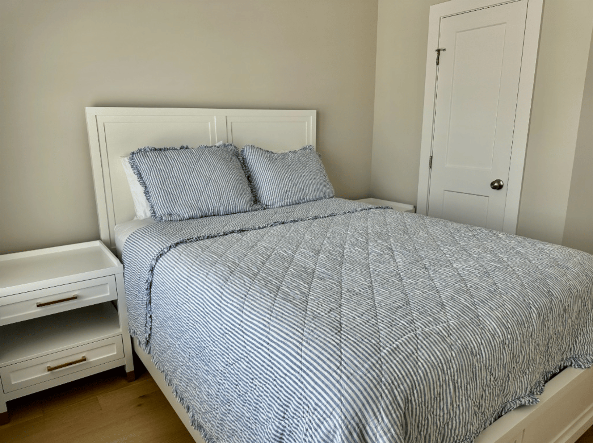 2600 Long Beach Blvd, Buccaneer Unit 10