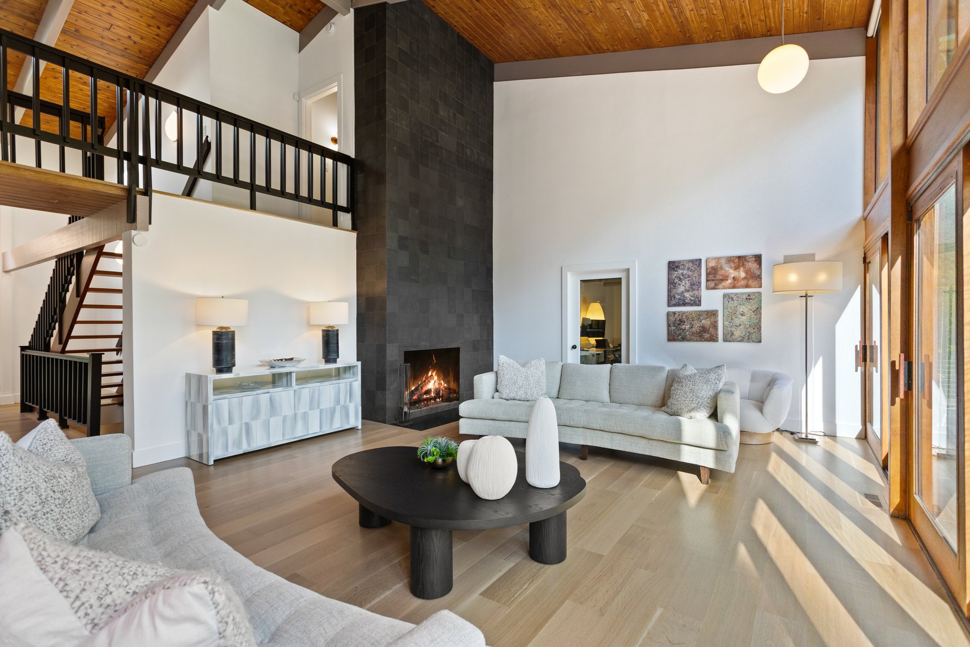 21 Black Spring Road
