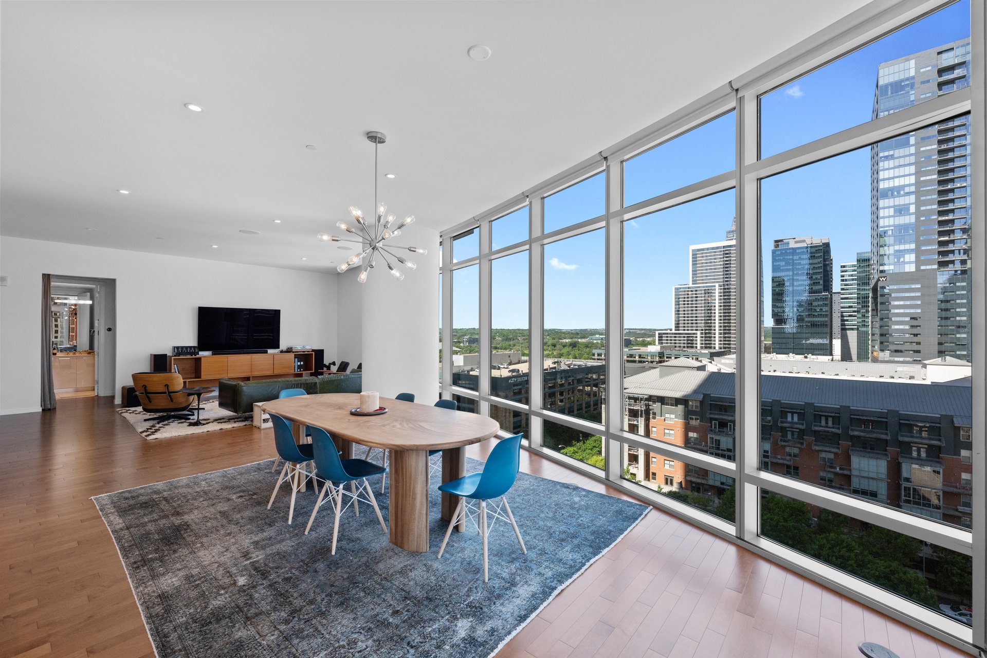 200 Congress Ave #12E