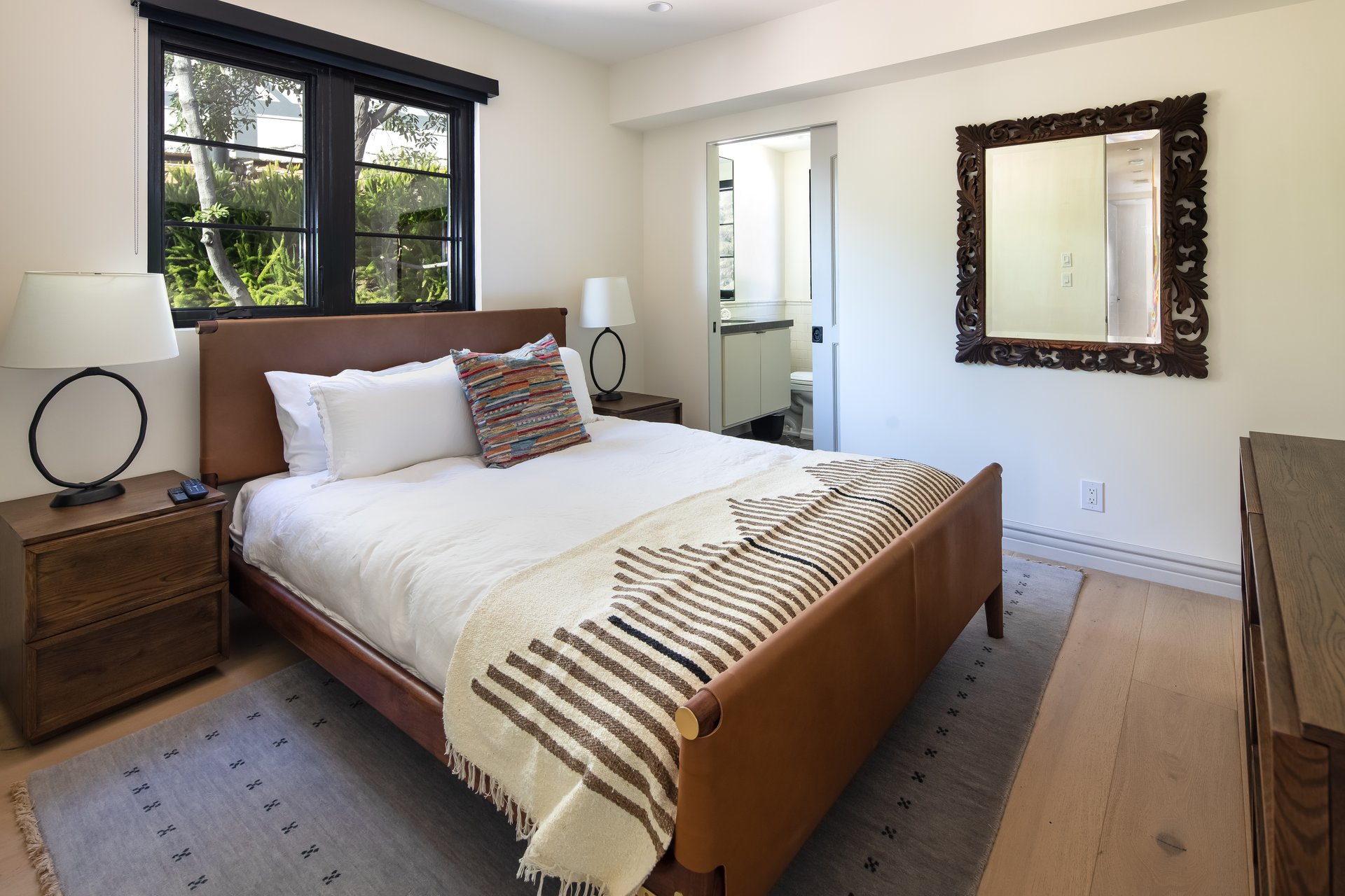8425 W Sunset Blvd, West Hollywood