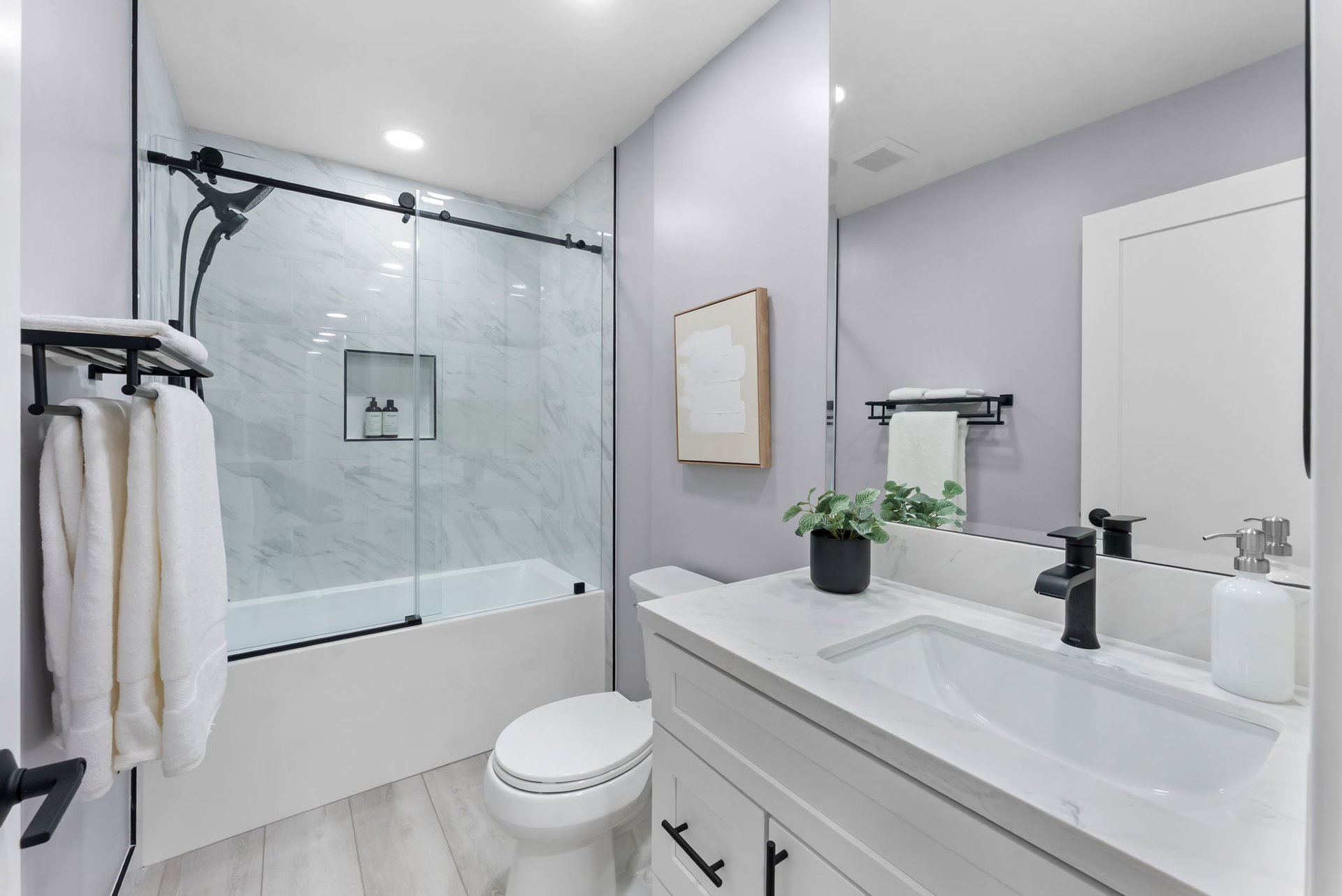 1413 La Salina St