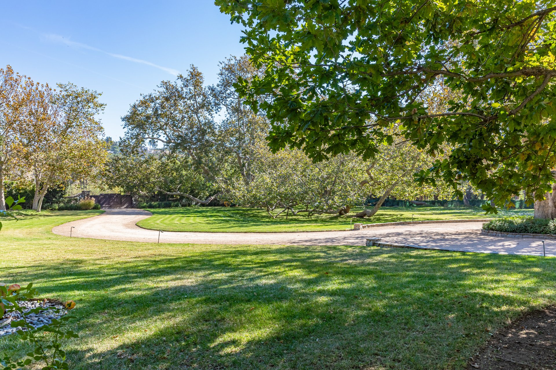5721 Bonsall Dr