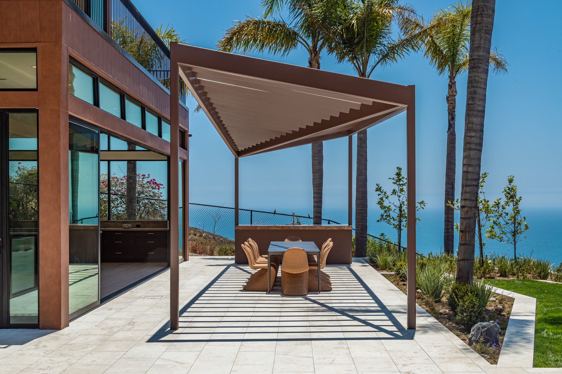 4346 Avenida De La Encinal
