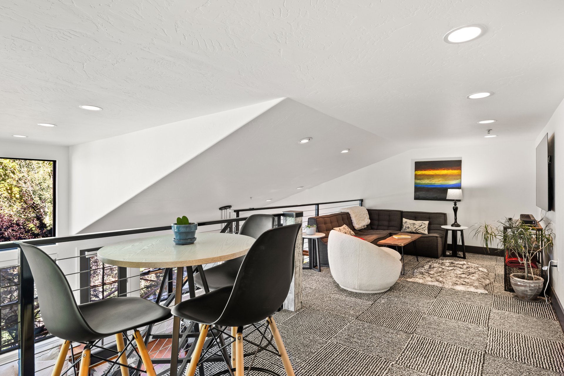 Fully Remodeled End Unit with Designer Luxury