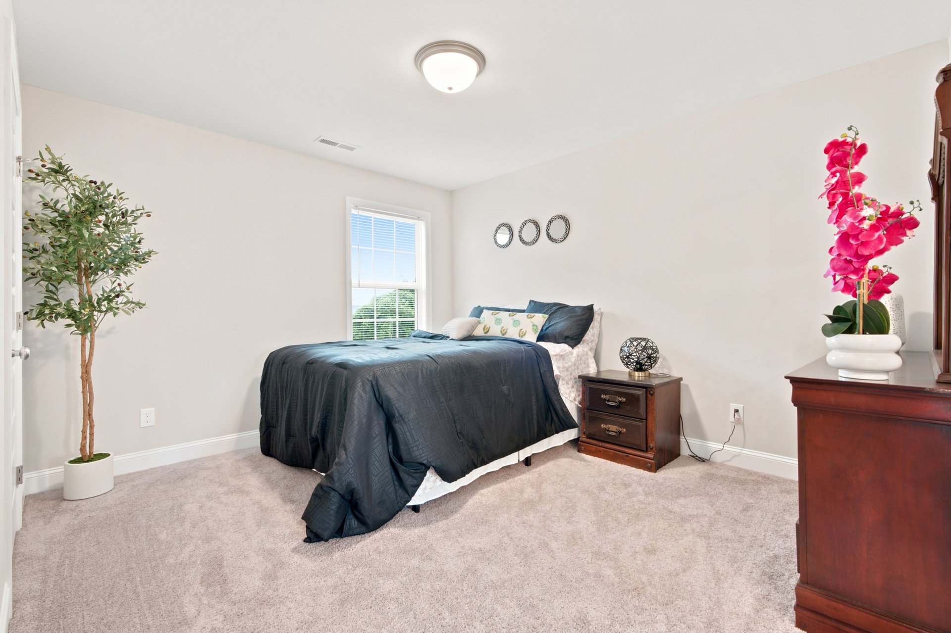 Spacious Retreat with Room to Entertain