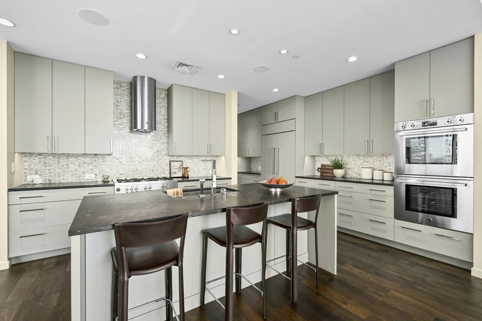 200 Congress Ave #35AC