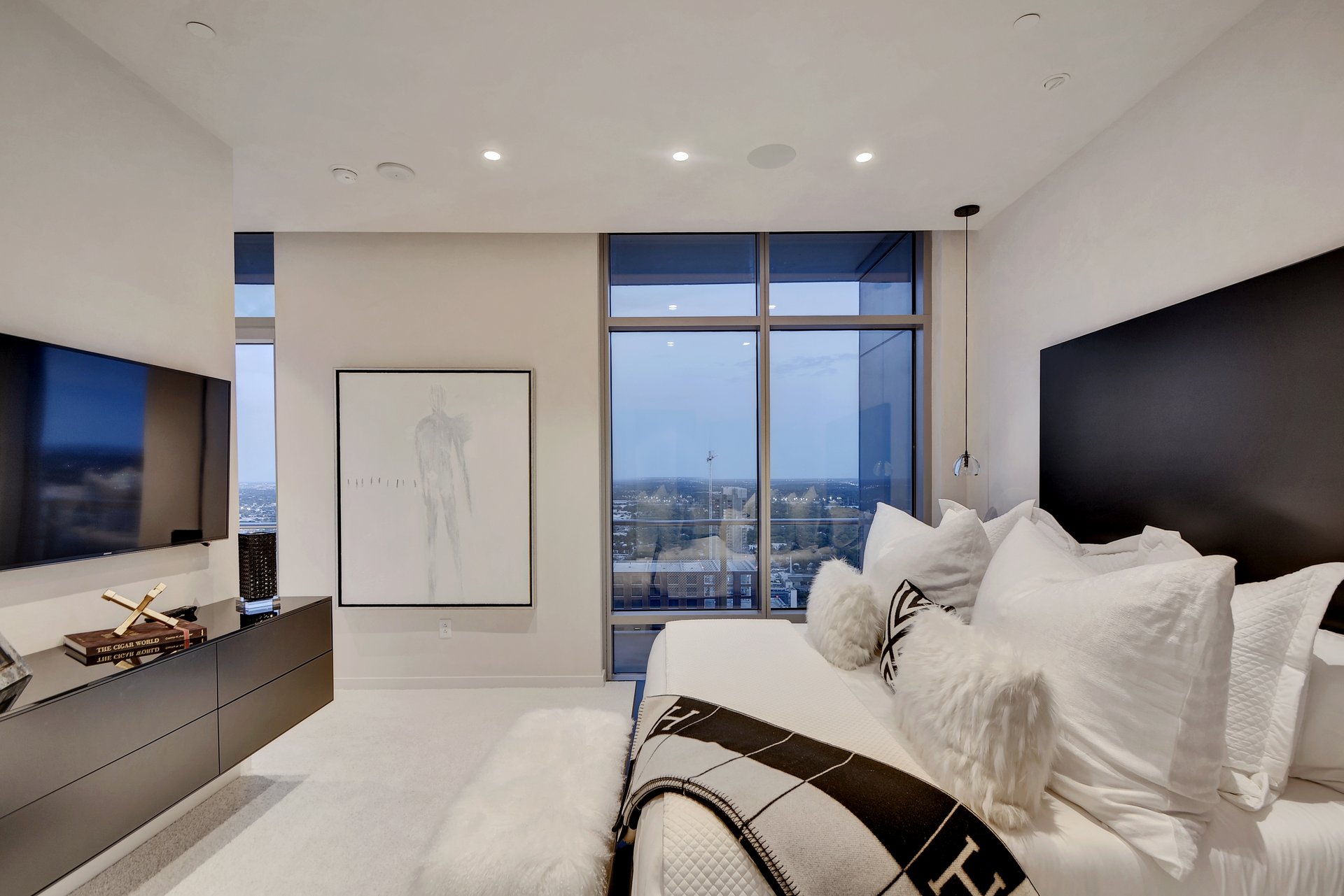 200 Congress Avenue #43ST