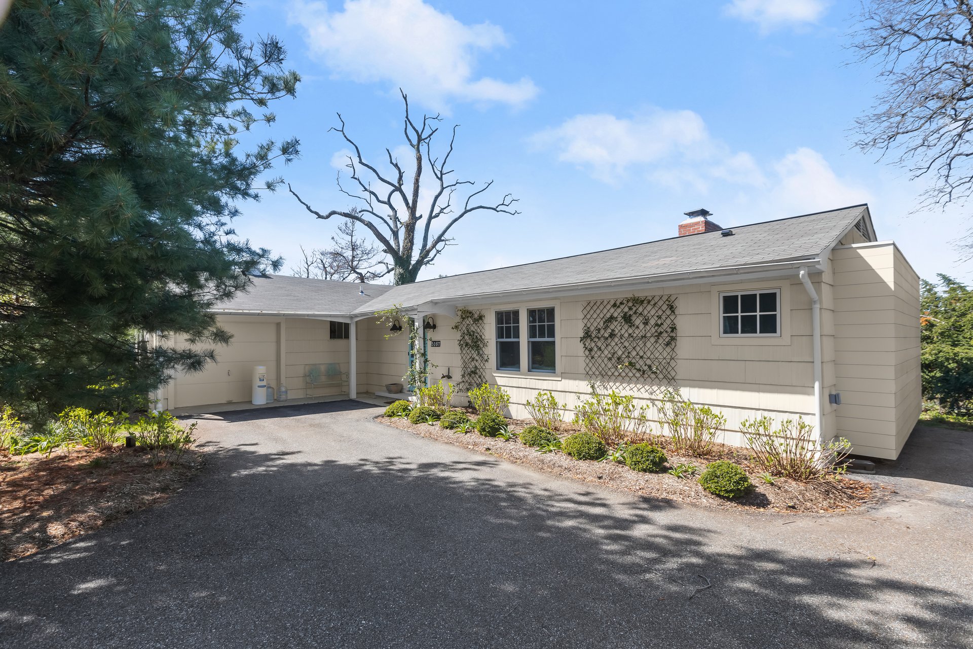 5167 Mountain Road