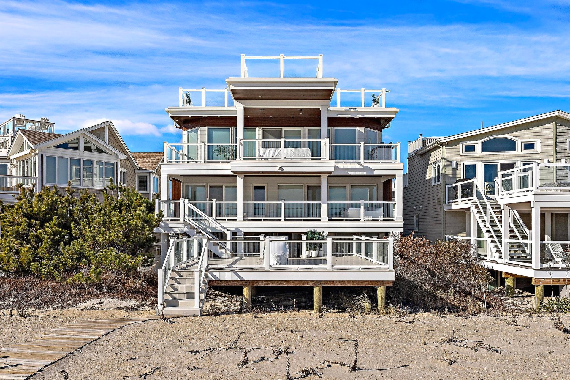 2215 Ocean Ave