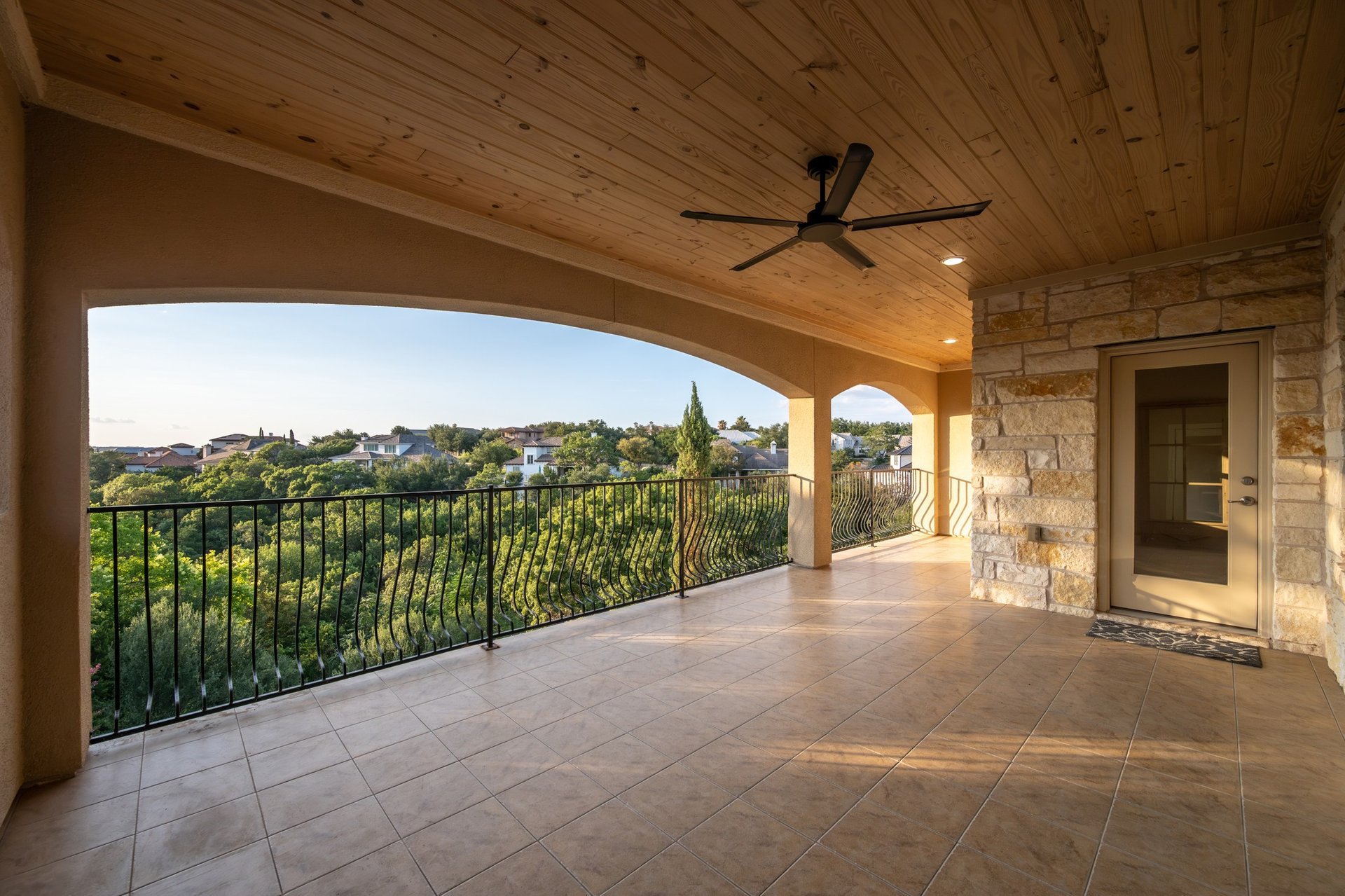 103 Lucayan Cove