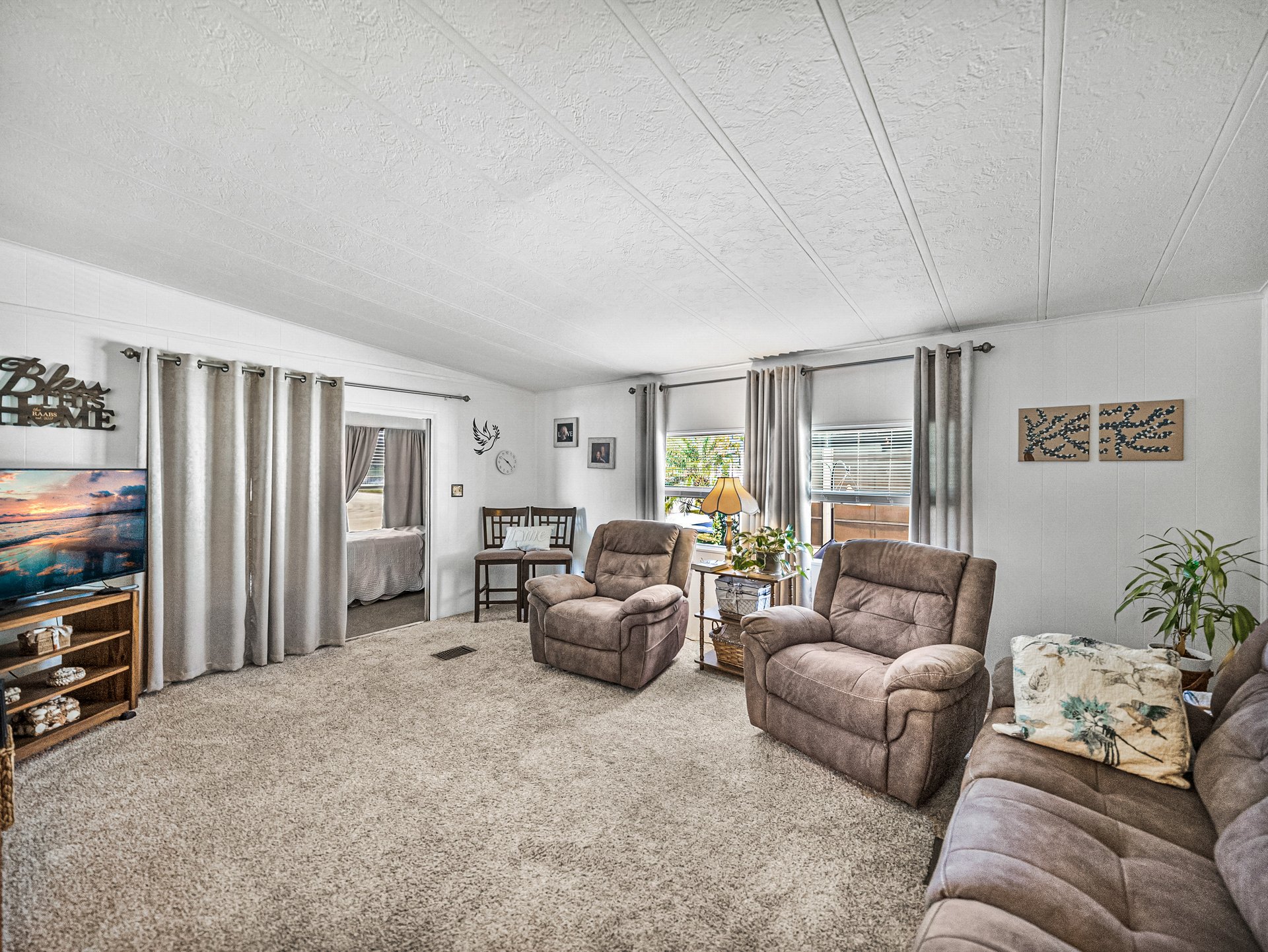 4006 WILLIAM HUME DR