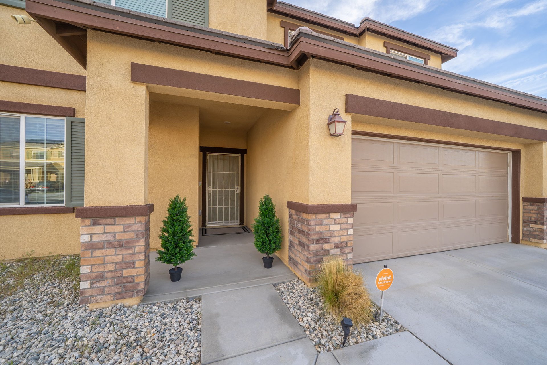 13946 Camino Cinco