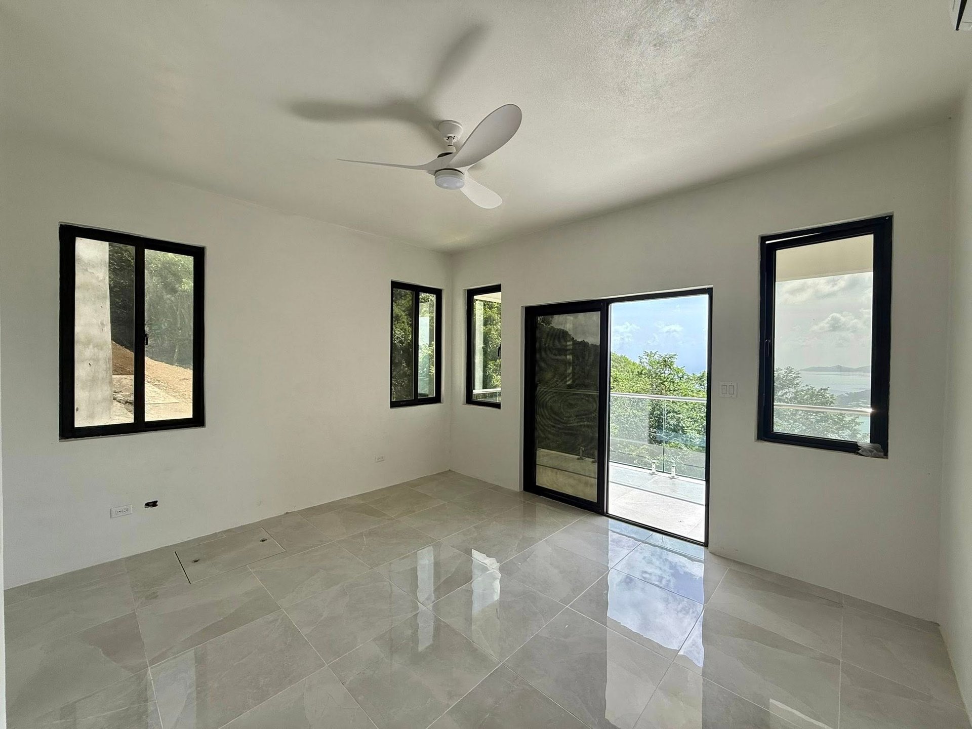 1087 Sabbath Hill 1 Bedroom Apartment