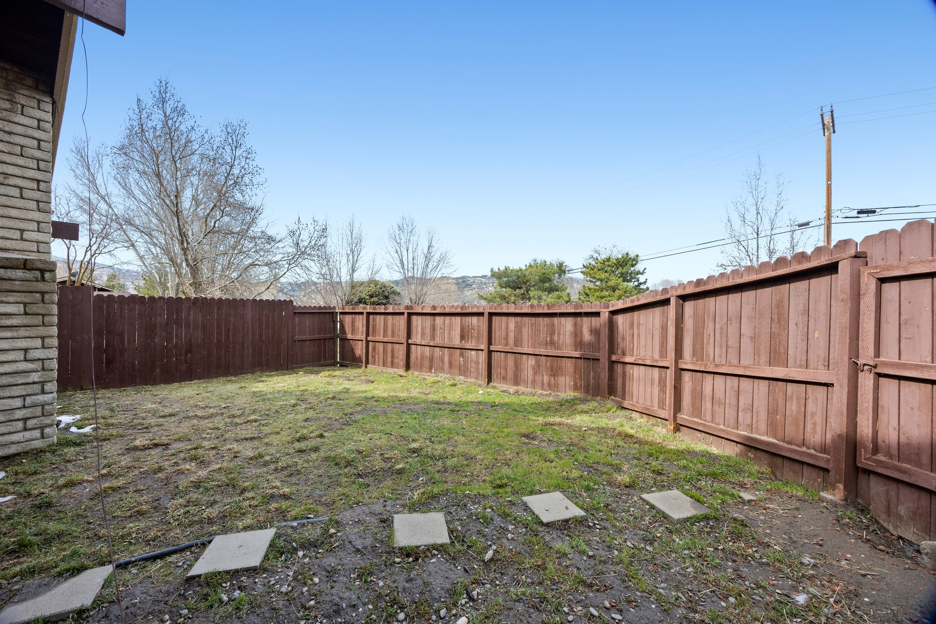 Charming Updated Condo in Bear Valley Springs – 101 Meadow Lakes