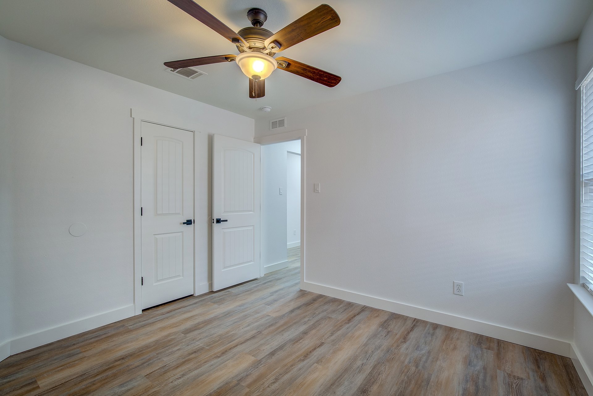 2023 Lake Trail Dr.