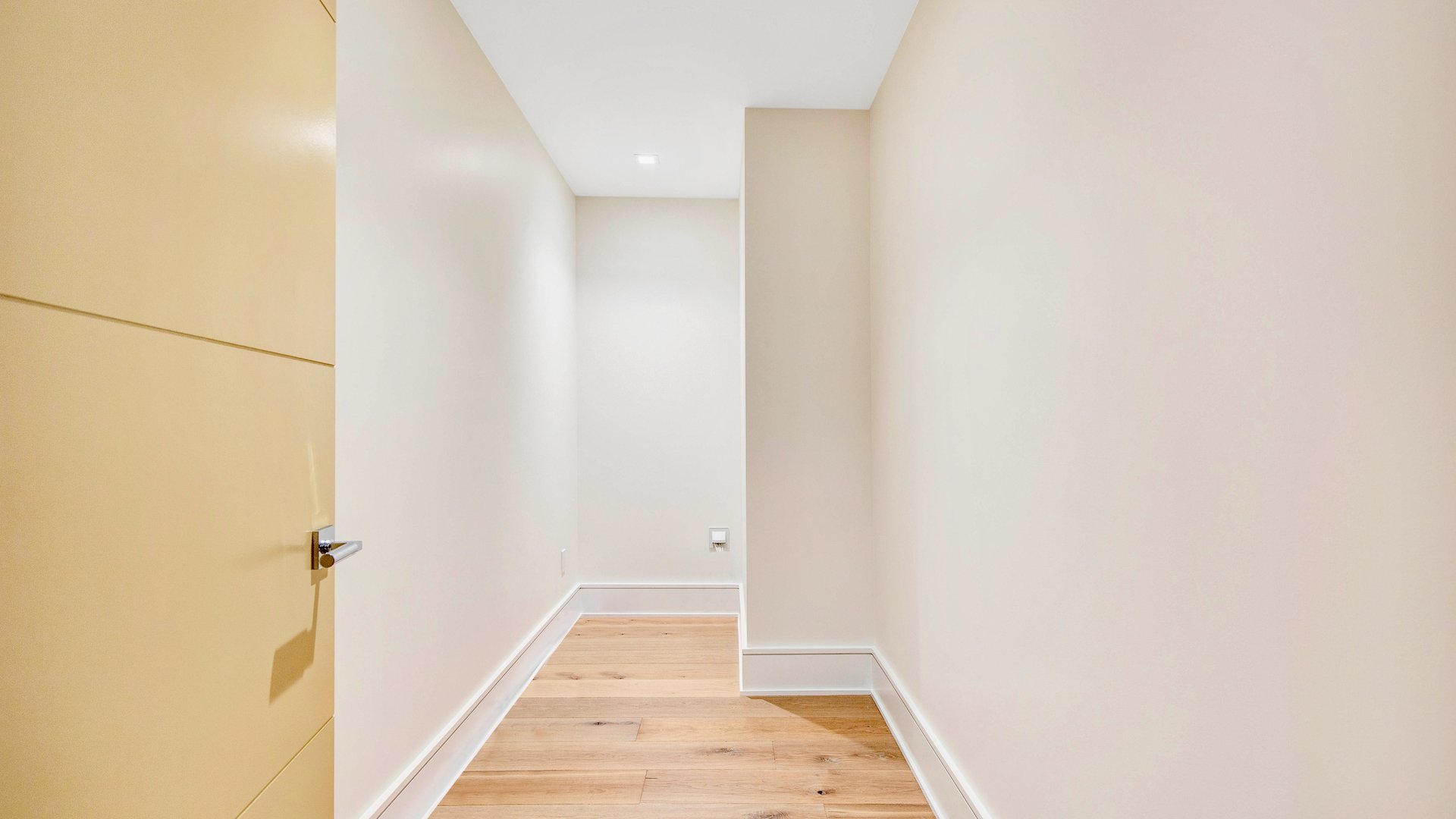 147 S Interlachen Ave Unit 301