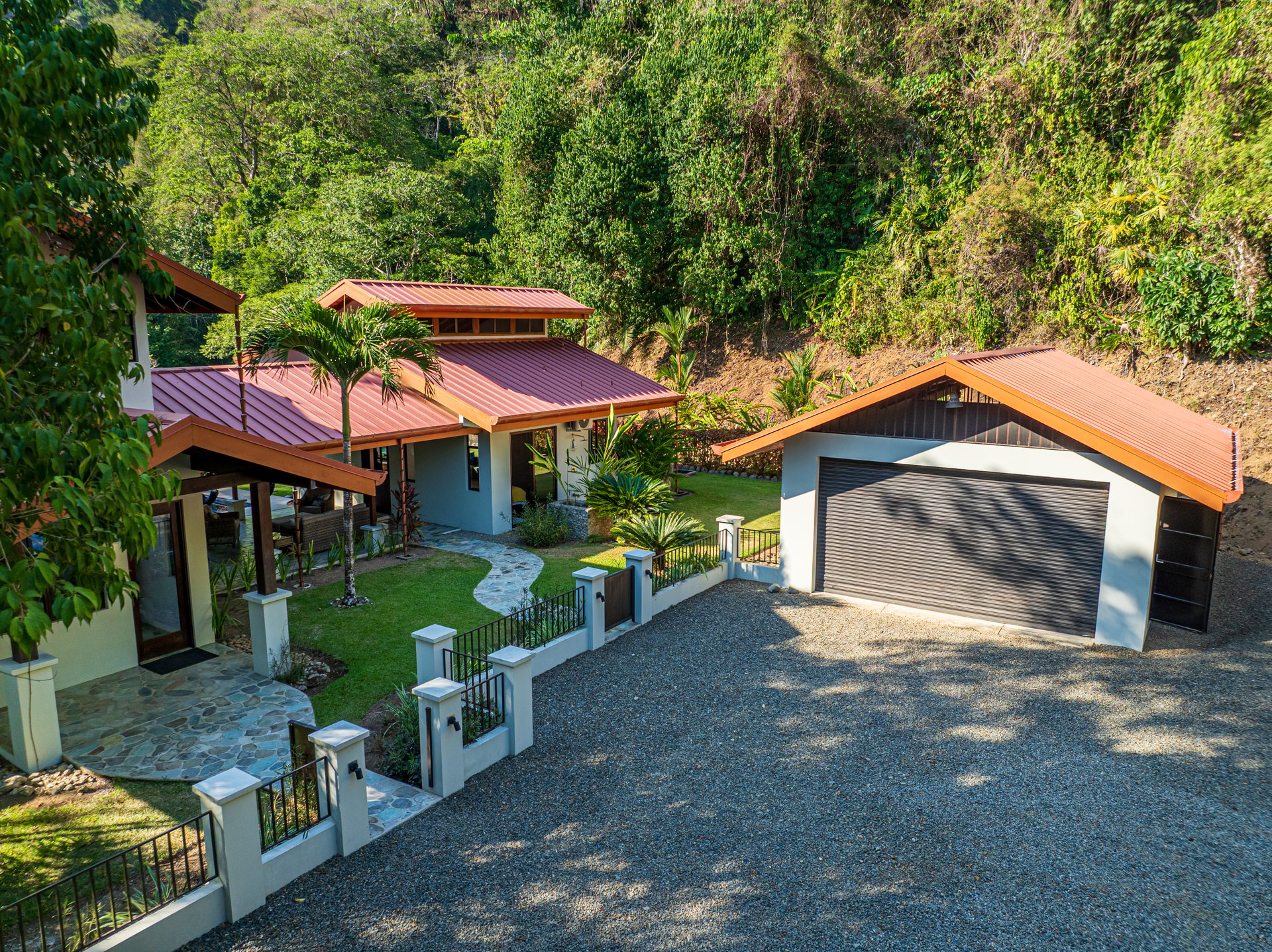 Stunning Waterfall Home + Guest Casita - Cascada Azul