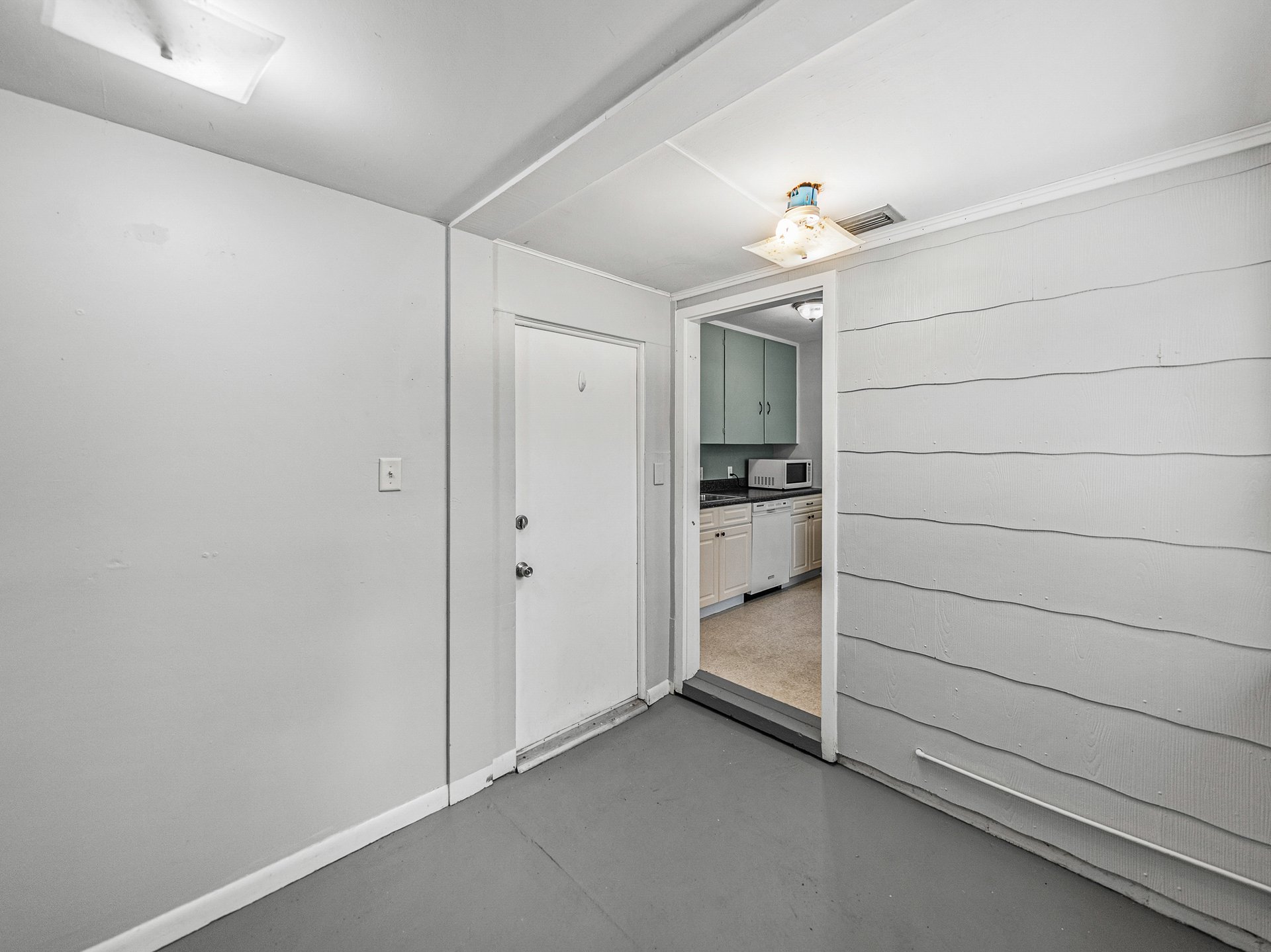 14049 12TH ST