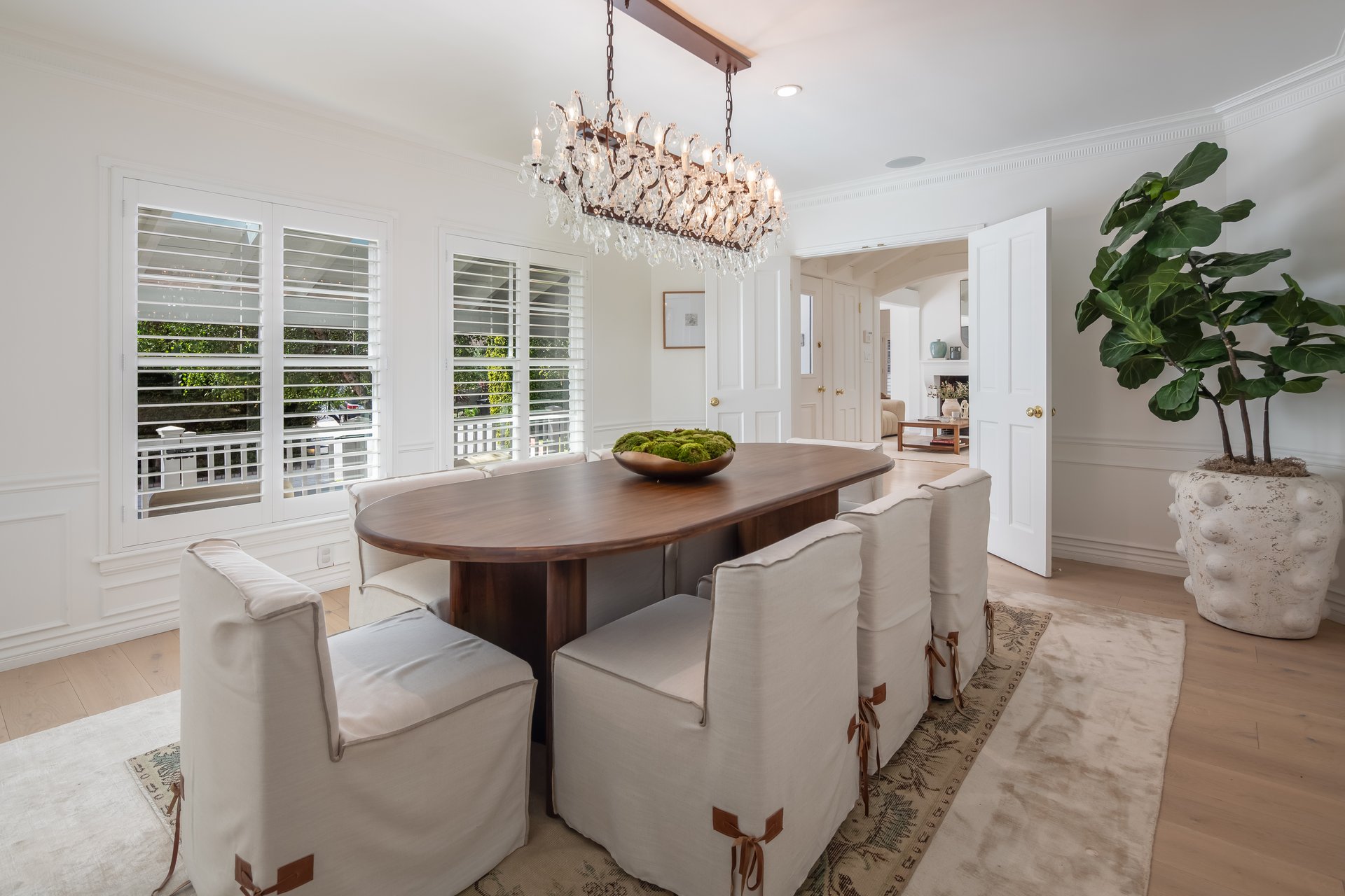 1134 San Ysidro Dr, Beverly Hills 