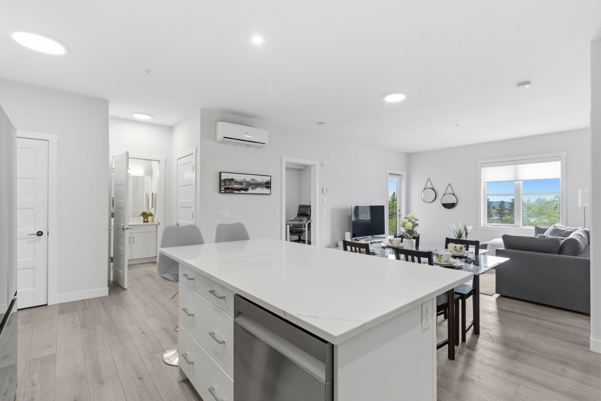 81 Arbour Lake View NW Unit: 1306