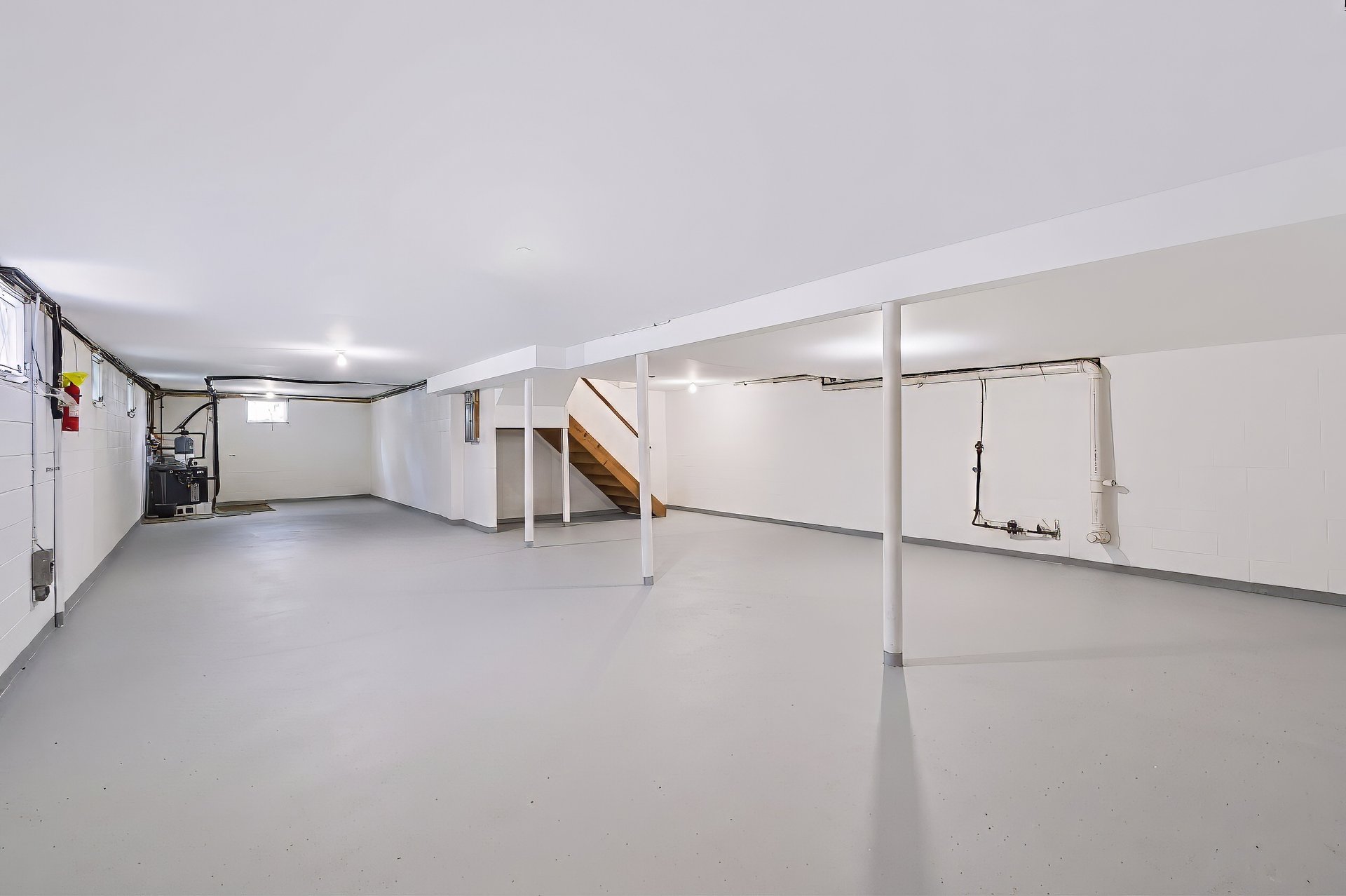156 River Rd