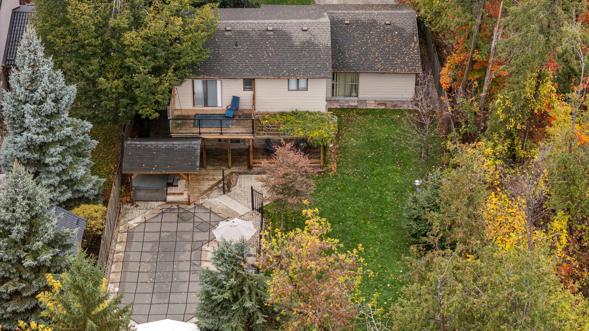 381 Cox Mill Road, Barrie