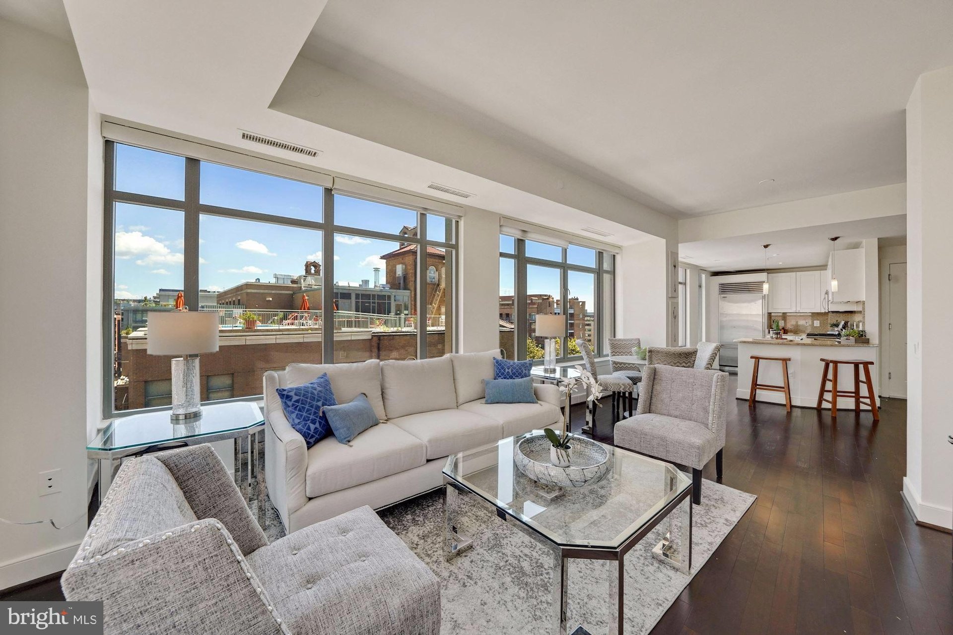 2425 L St NW #908