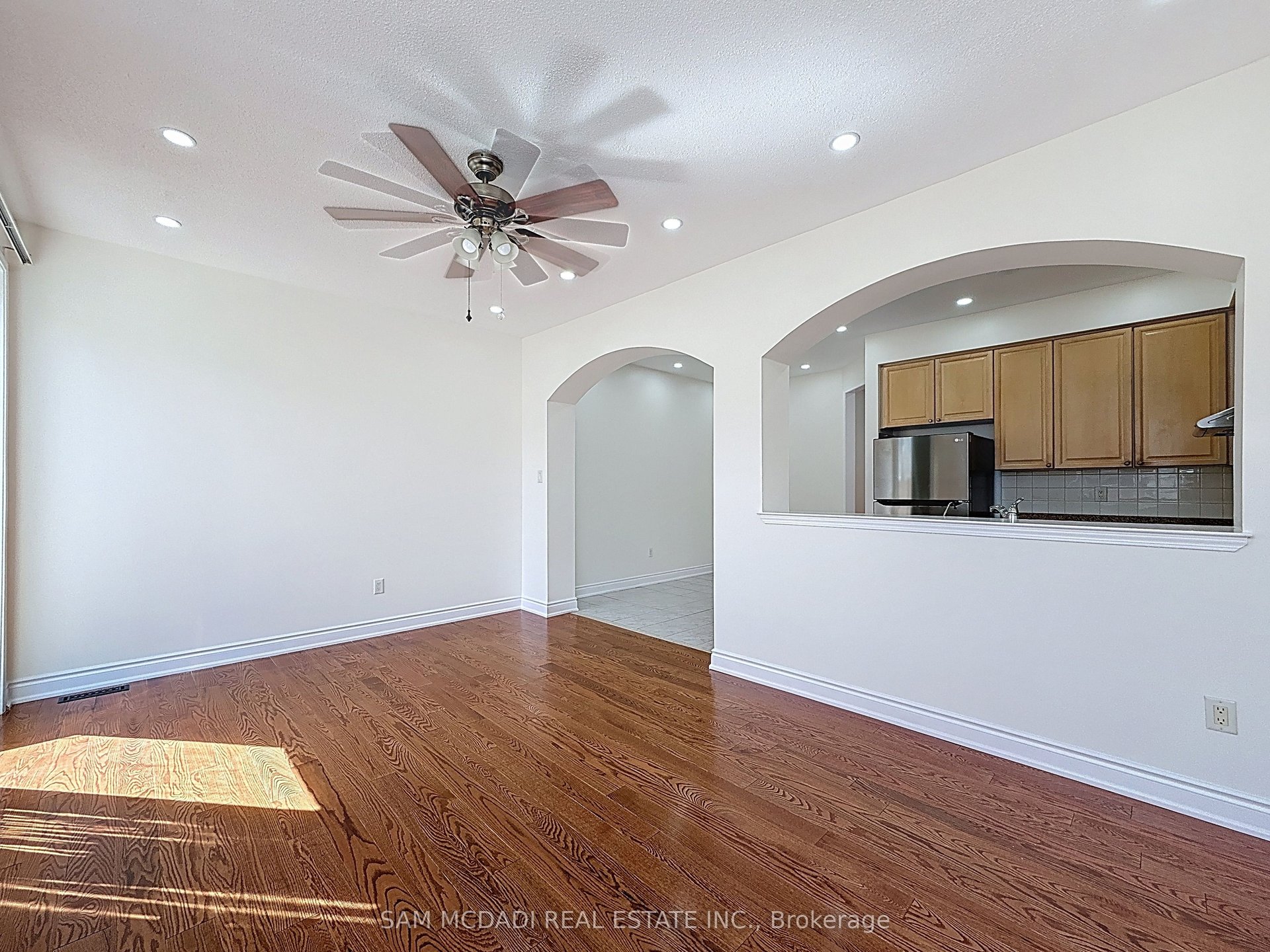1354 Weir Chase 