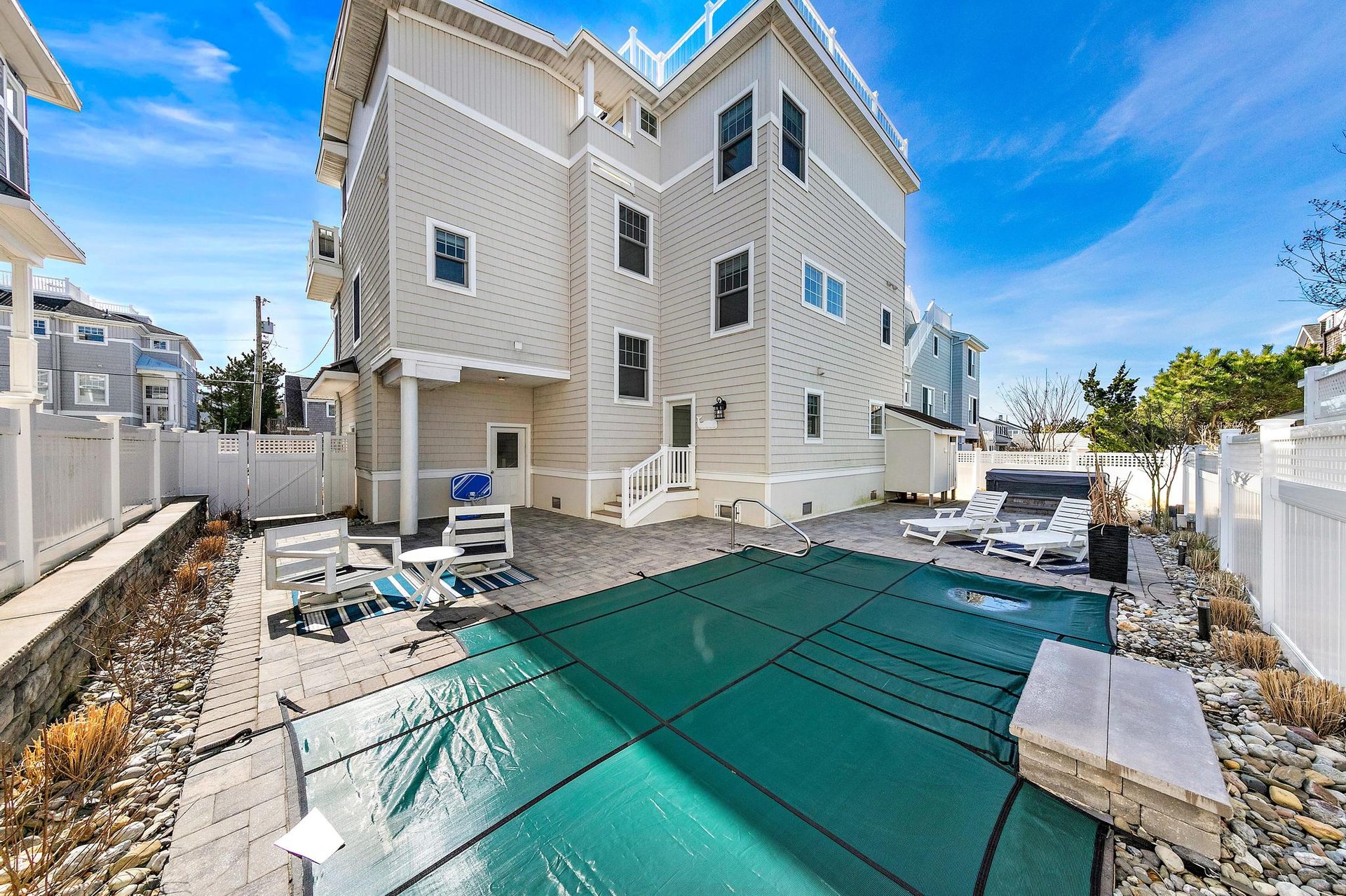 117 E Colorado Ave
