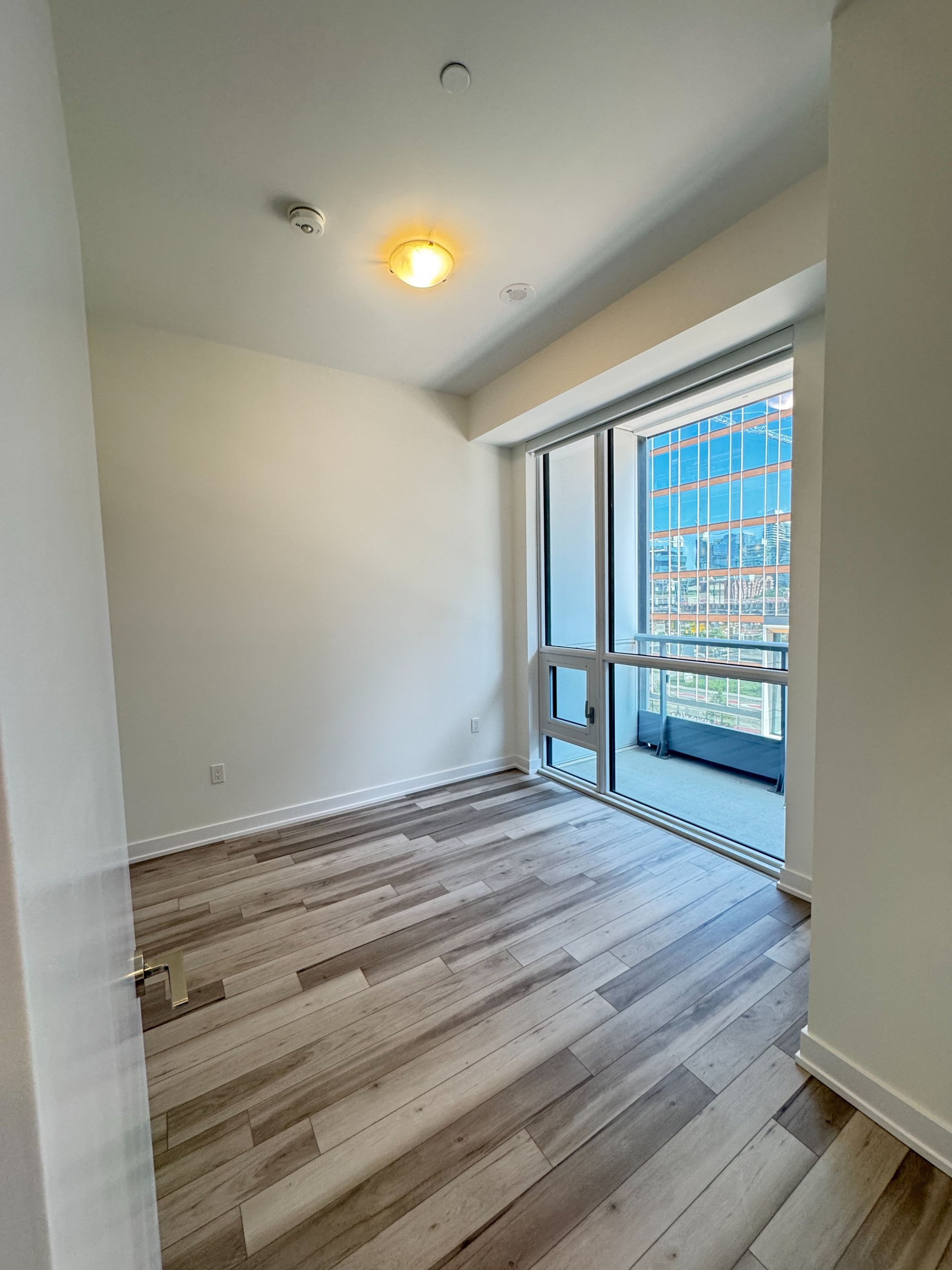 #520 - 15 Richardson Street, Toronto Unit: 520