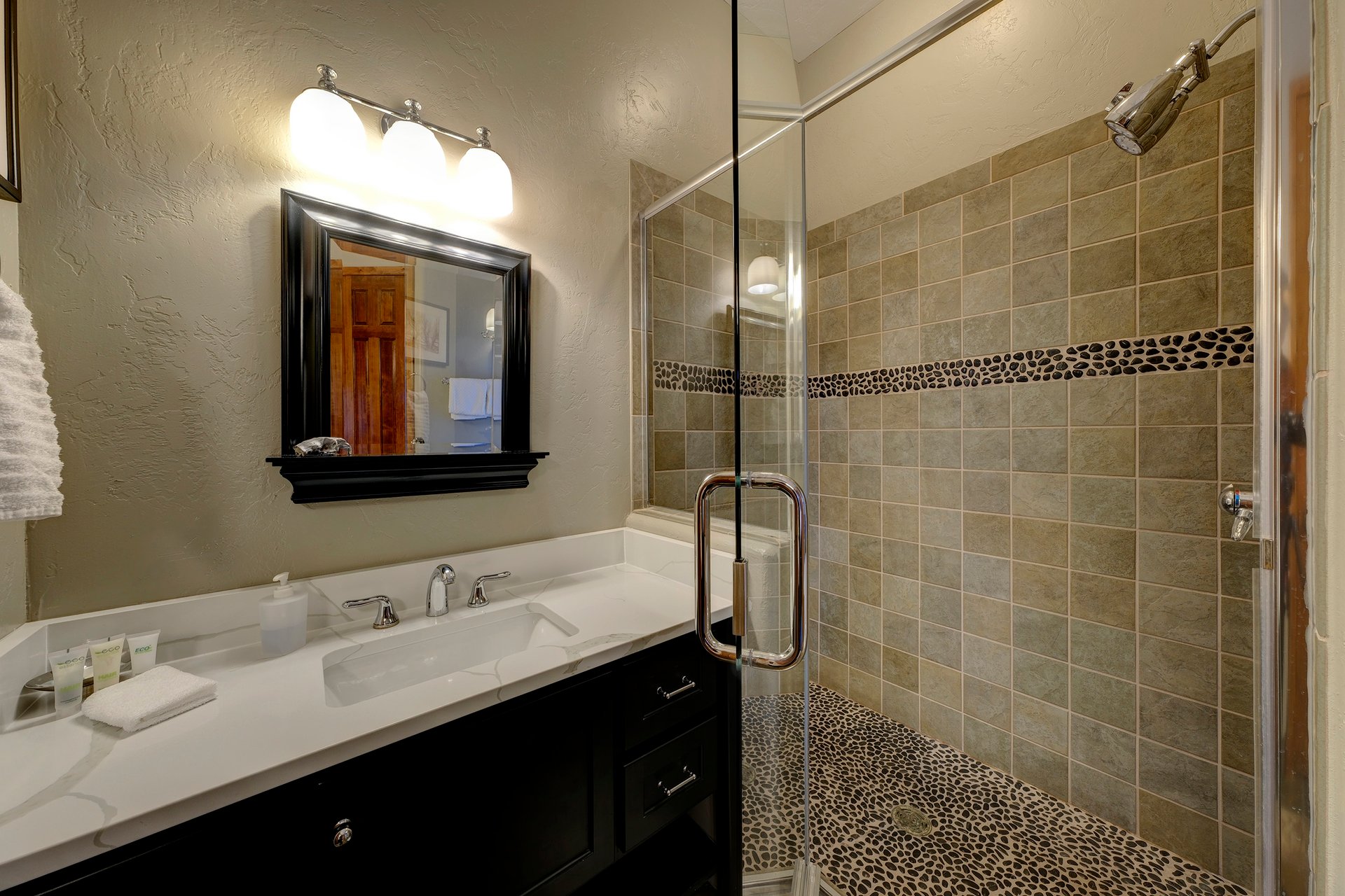 7 Canyon View Dr
